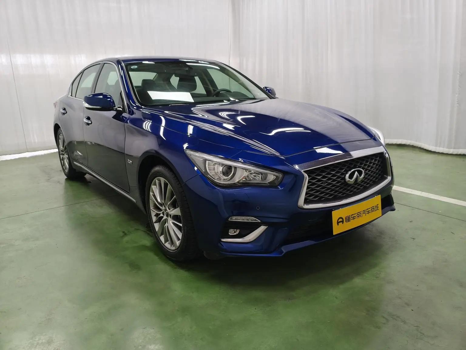 Infiniti Q50L 2018 2.0T China VI