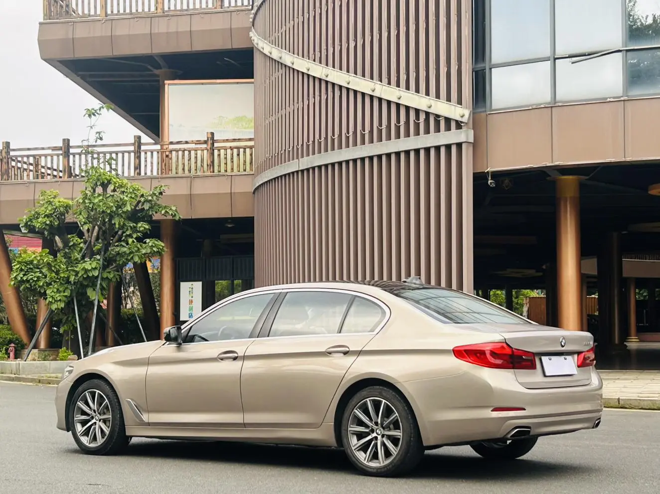 BMW 5 Series 2018 528Li Launch Special