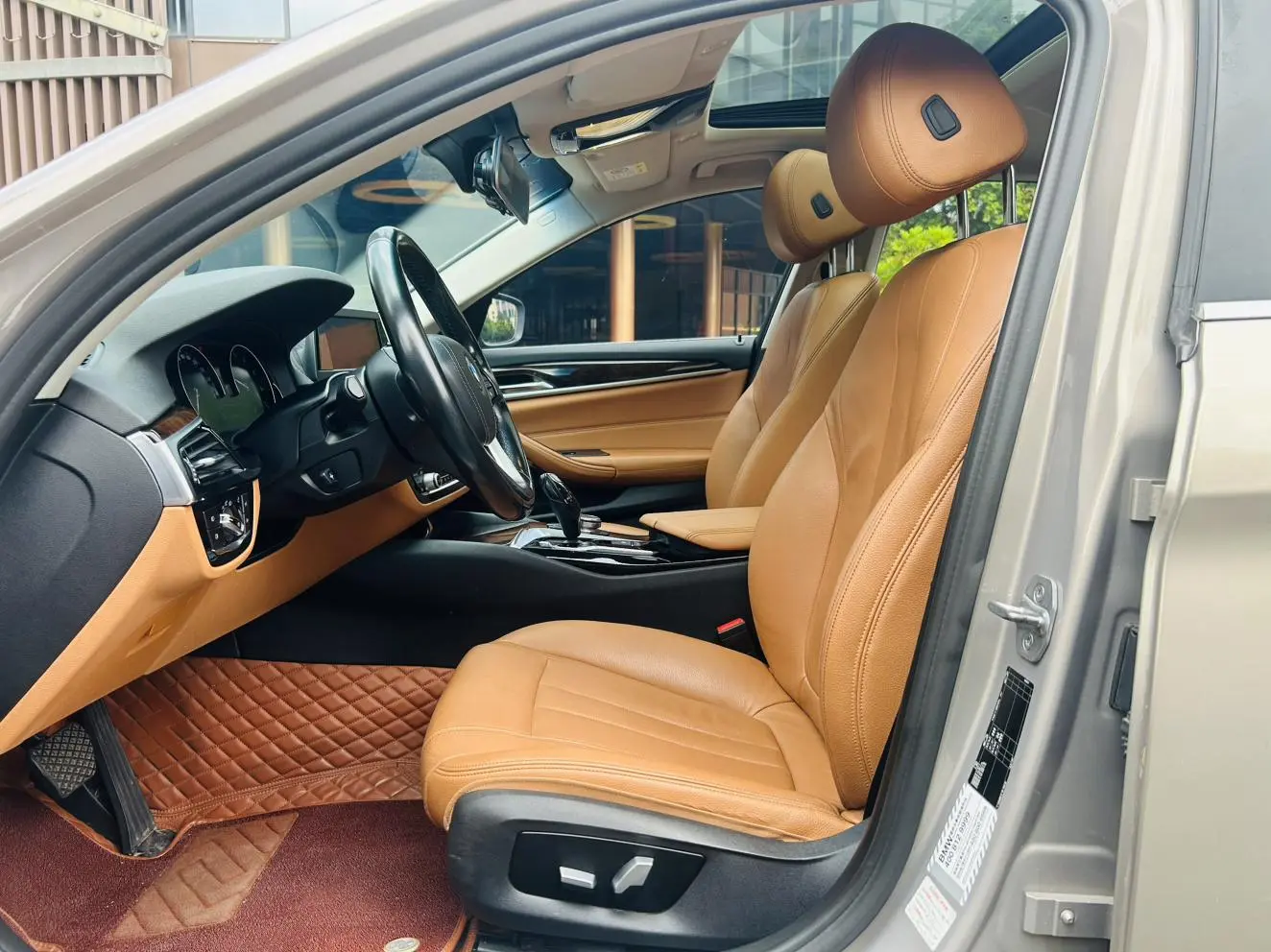 BMW 5 Series 2018 528Li Launch Special