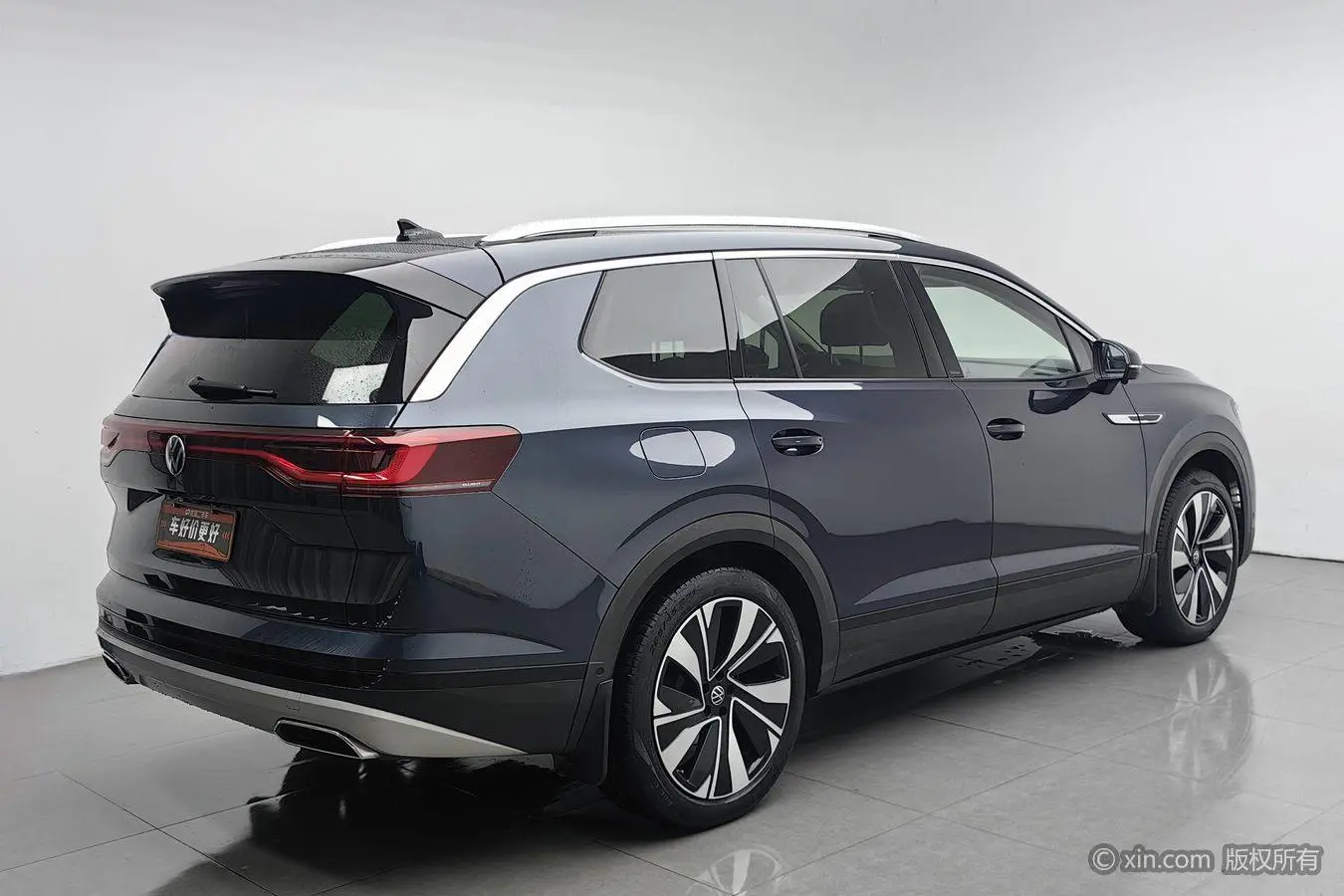 Volkswagen 2021 380TSI 4WD