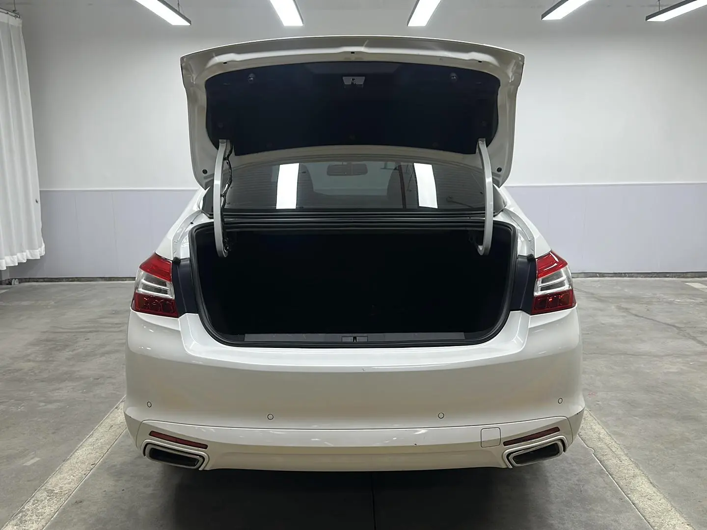Peugeot 408 2018 350THP Auto Luxury