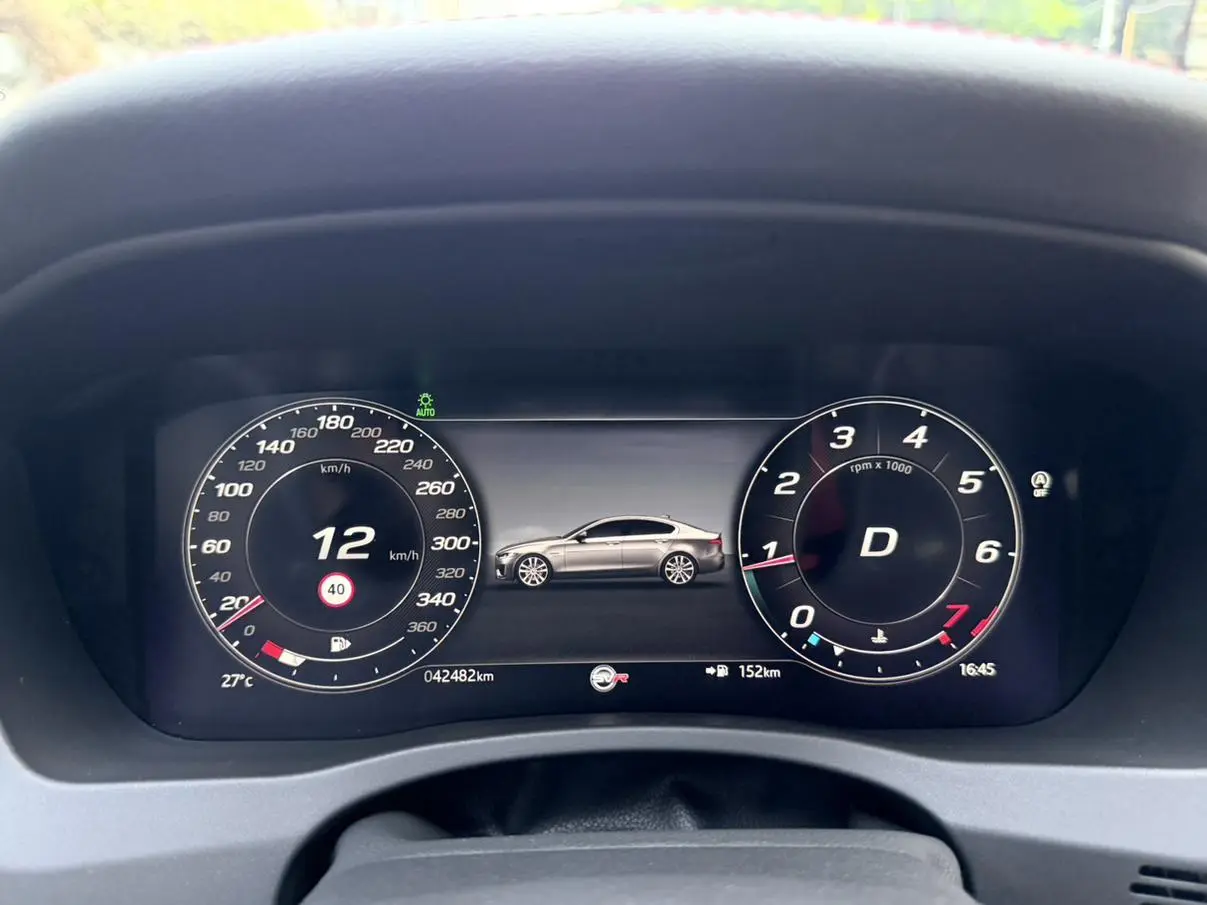 Jaguar XEL 2022 2.0T 250PS R-DYNAMIC S Progressive Sport