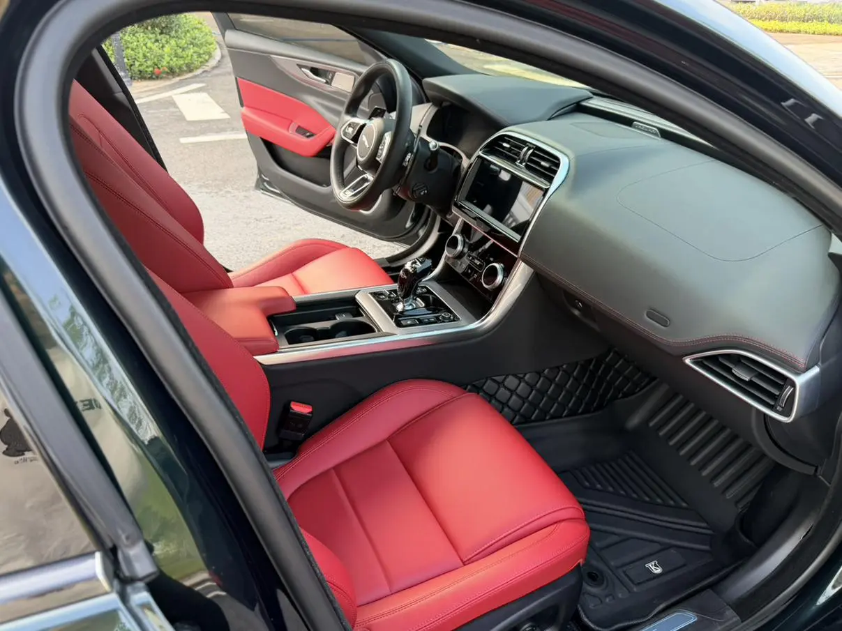 Jaguar XEL 2022 2.0T 250PS R-DYNAMIC S Progressive Sport