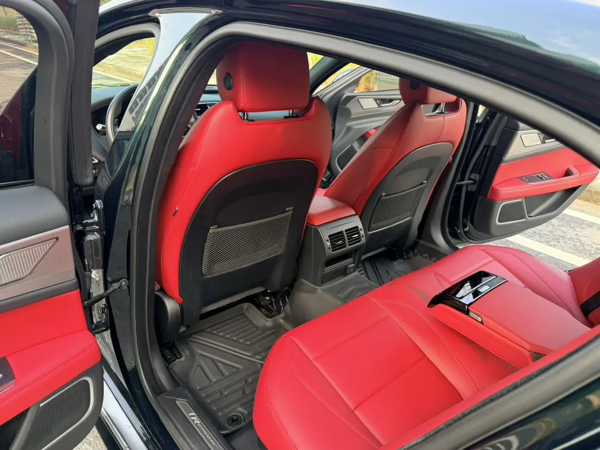 Jaguar XEL 2022 2.0T 250PS R-DYNAMIC S Progressive Sport