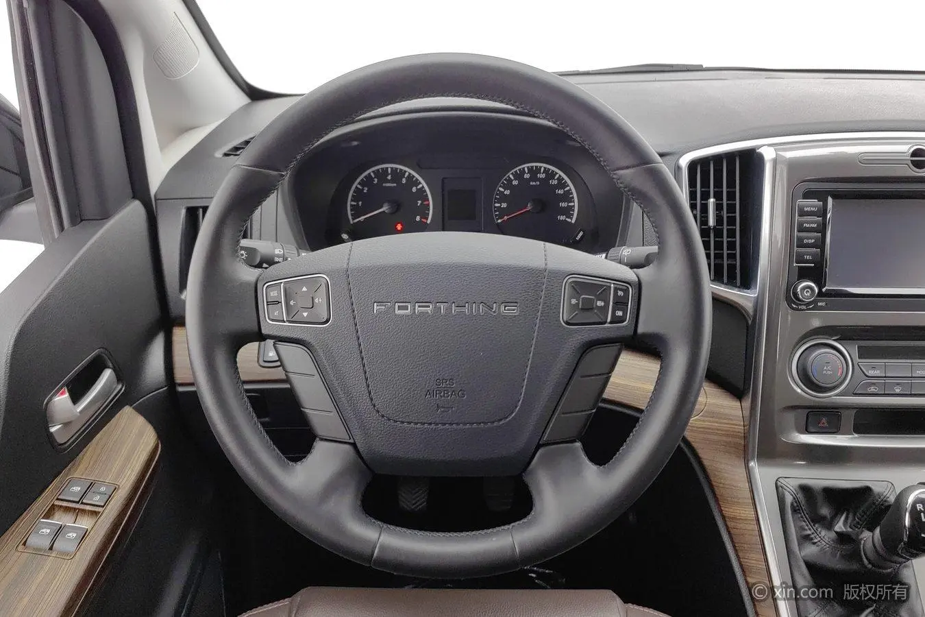 Dongfeng Forthing Smart PLUS 2021 Wagon 2.0L Manual Luxury 7 seat