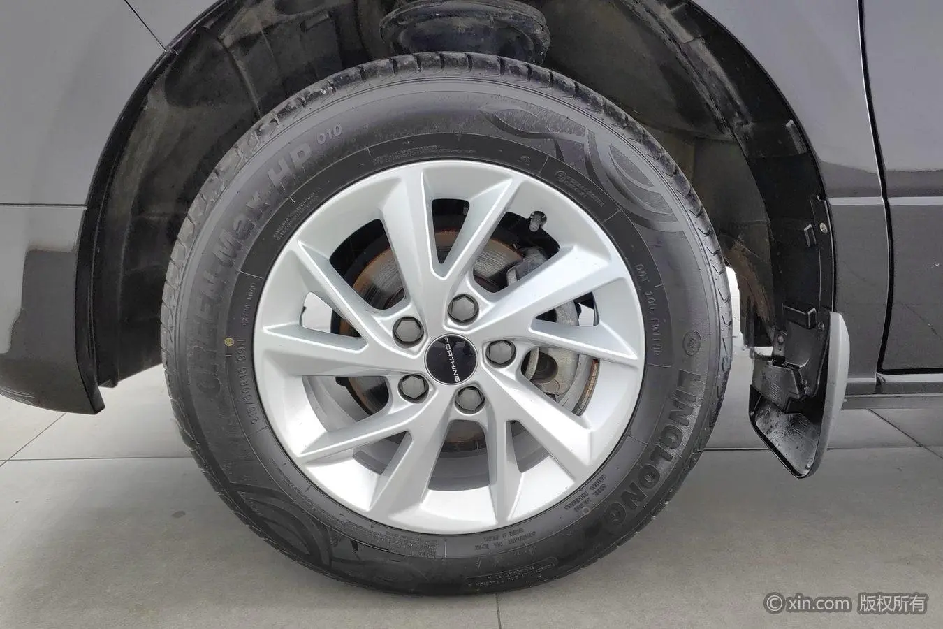 Dongfeng Forthing Smart PLUS 2021 Wagon 2.0L Manual Luxury 7 seat