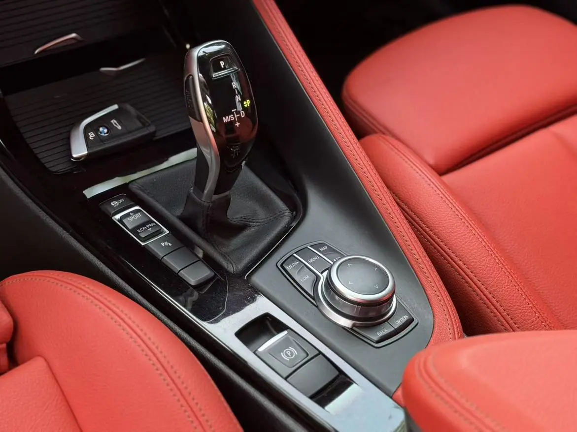 BMW X2 2021 sDrive25i Leading M Off-Road Package