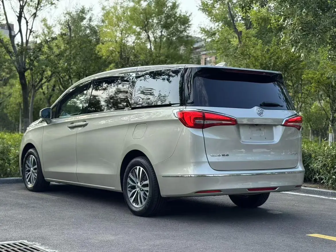 Buick GL8 2018 ES 28T Luxury China VI