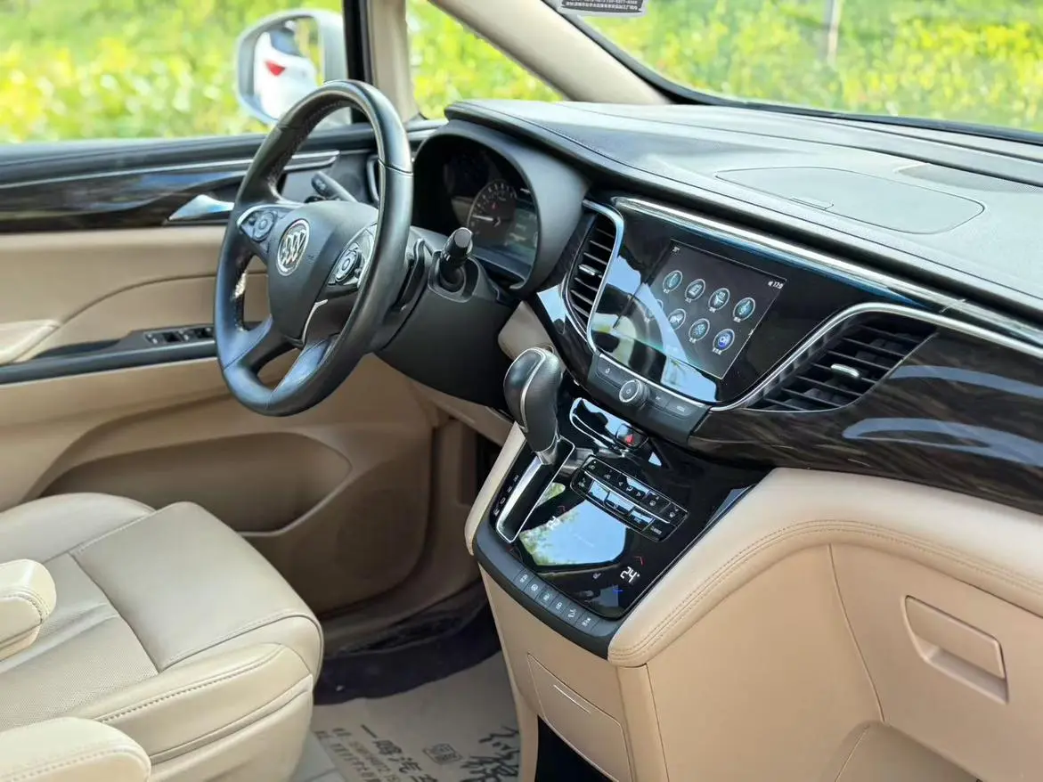 Buick GL8 2018 ES 28T Luxury China VI