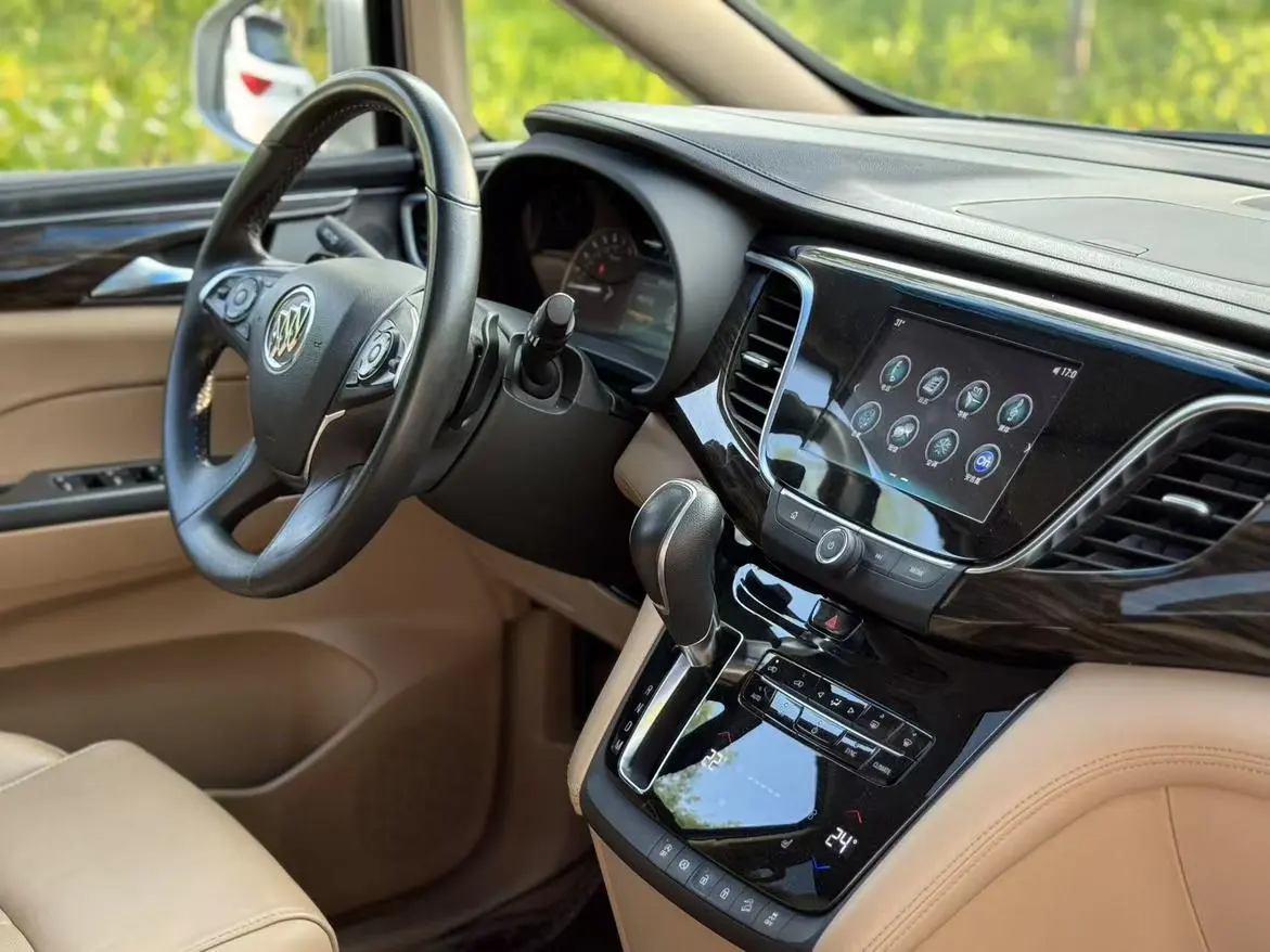 Buick GL8 2018 ES 28T Luxury China VI