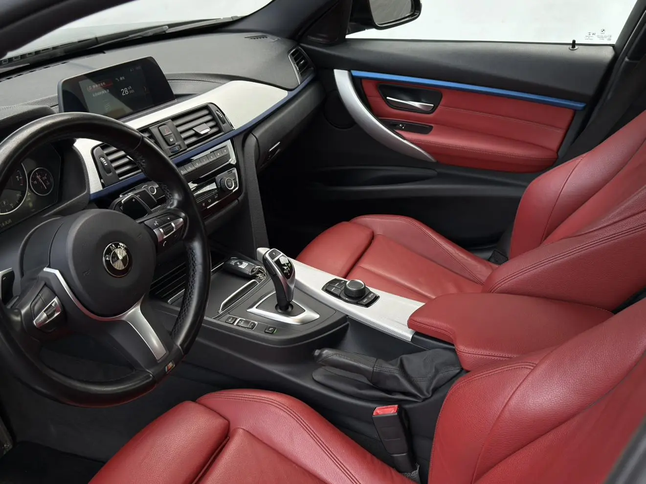 BMW 3 Series 2019 320i M Sport Package