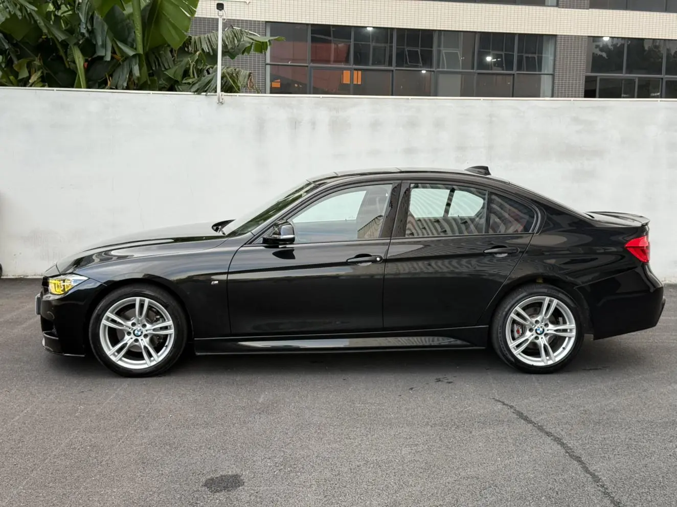 BMW 3 Series 2019 320i M Sport Package
