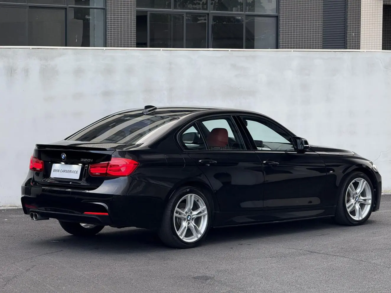 BMW 3 Series 2019 320i M Sport Package