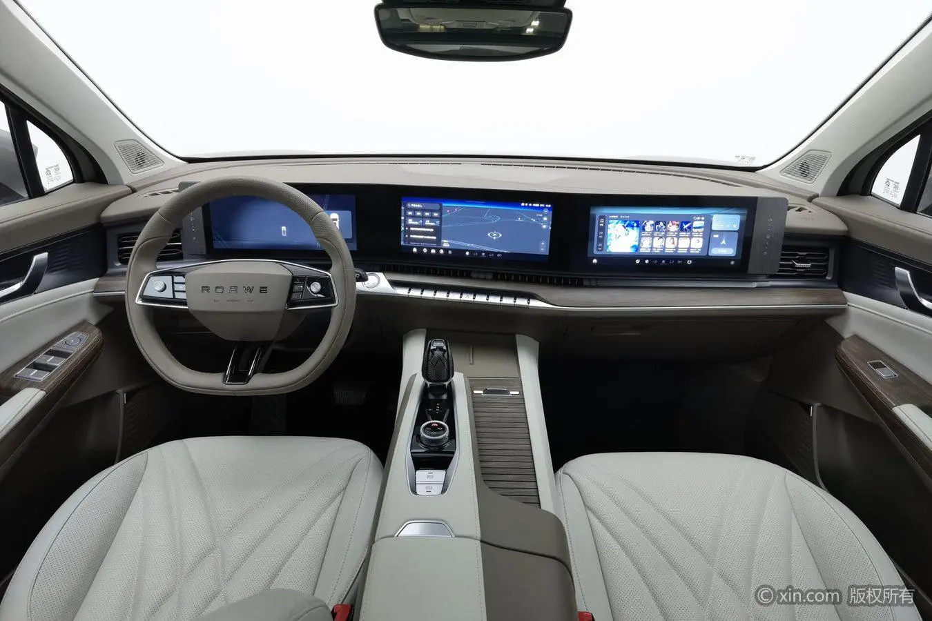 Roewe RX9 2023 2.0TGI 2WD Premium Enjoy