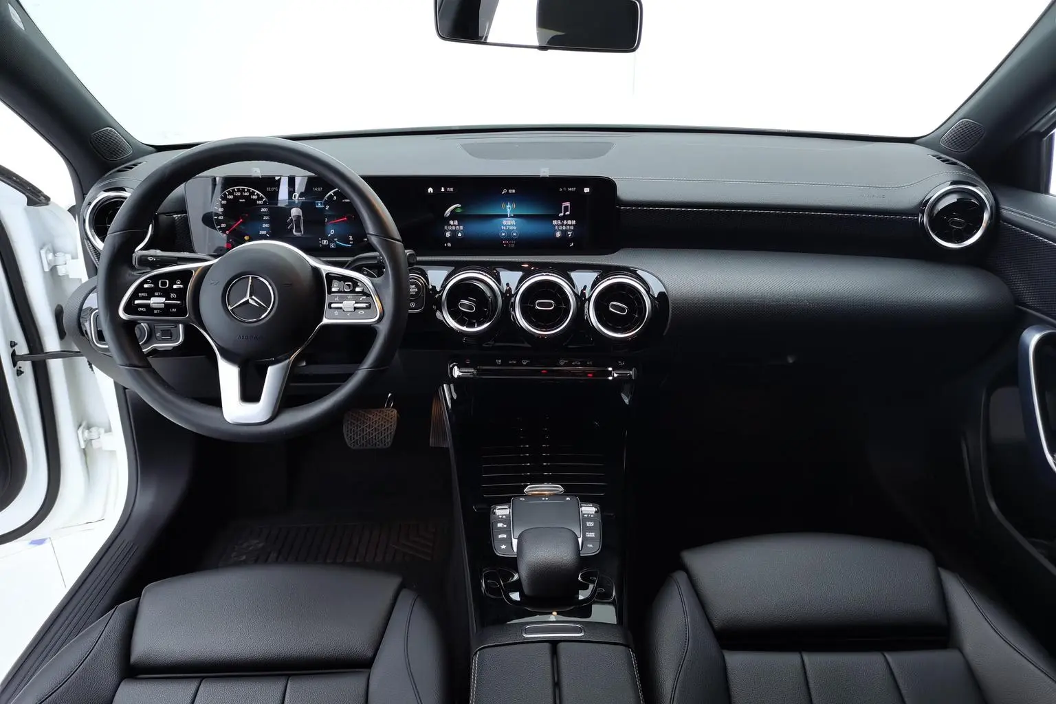 Mercedes-Benz A Class 2020 Facelift A 200 L Sport Sedan Dynamic