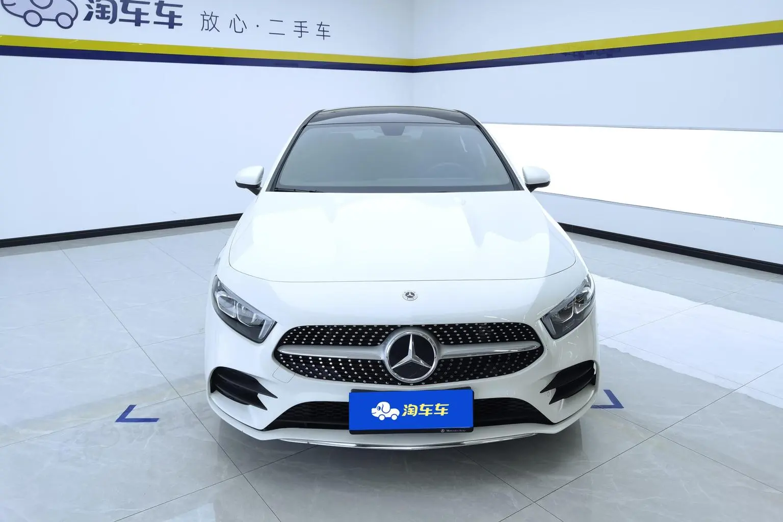 Mercedes-Benz A Class 2020 Facelift A 200 L Sport Sedan Dynamic