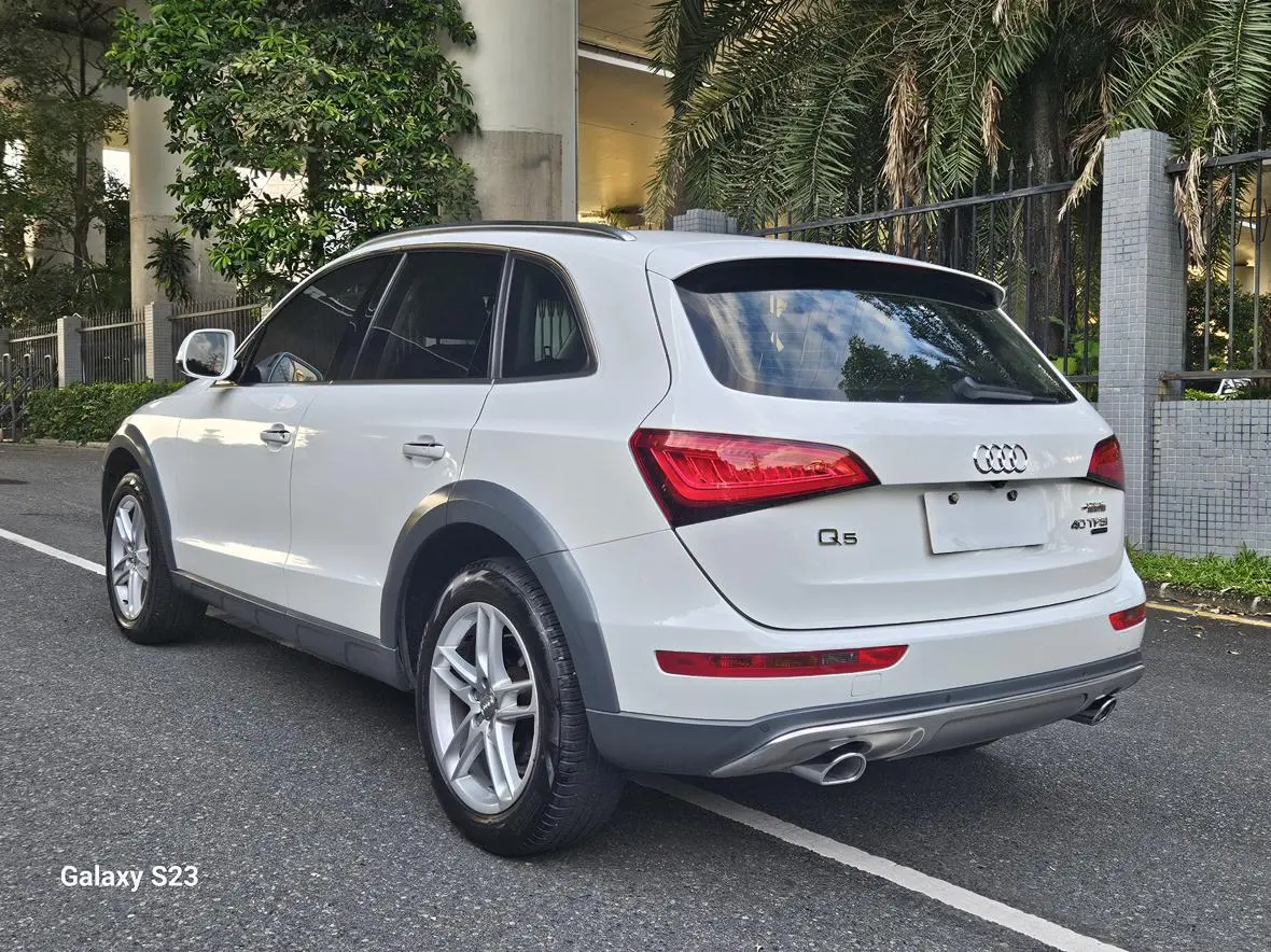 Audi Q5 2018 Heritage 40 TFSI Tech