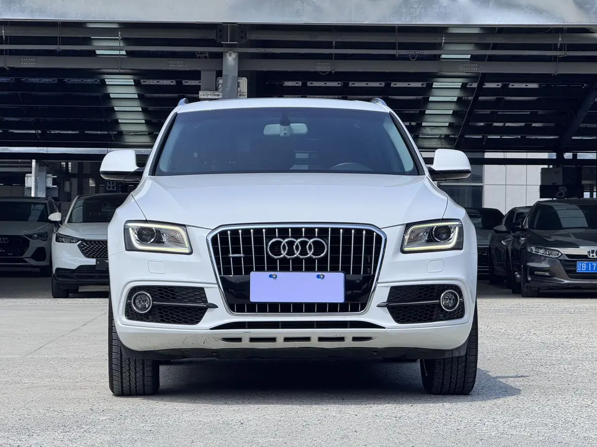 Audi Q5 2018 Heritage 40 TFSI Progressive