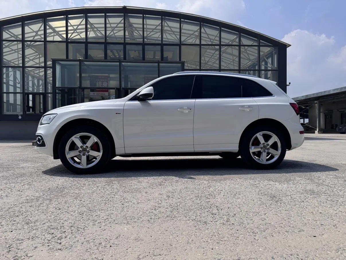 Audi Q5 2018 Heritage 40 TFSI Progressive