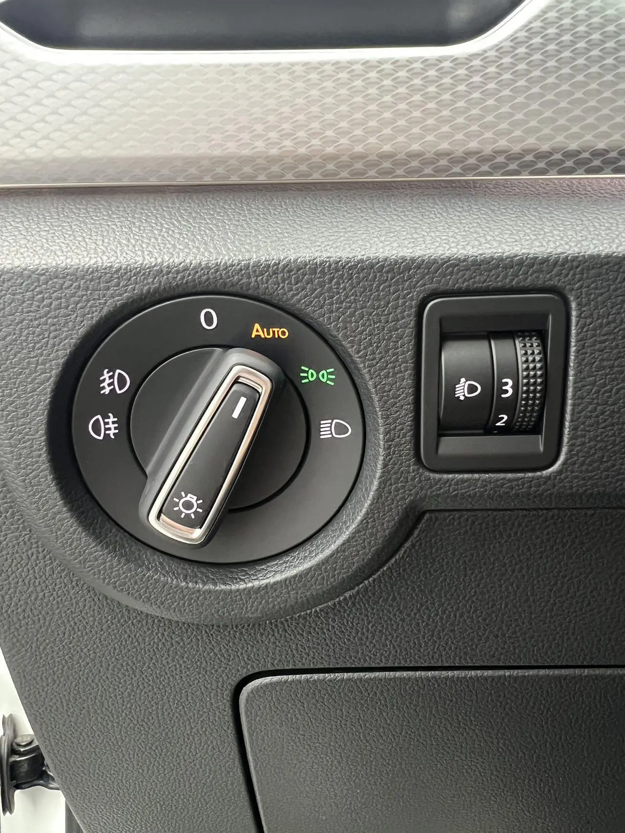 Volkswagen 2023 200TSI DSG Smart Connected