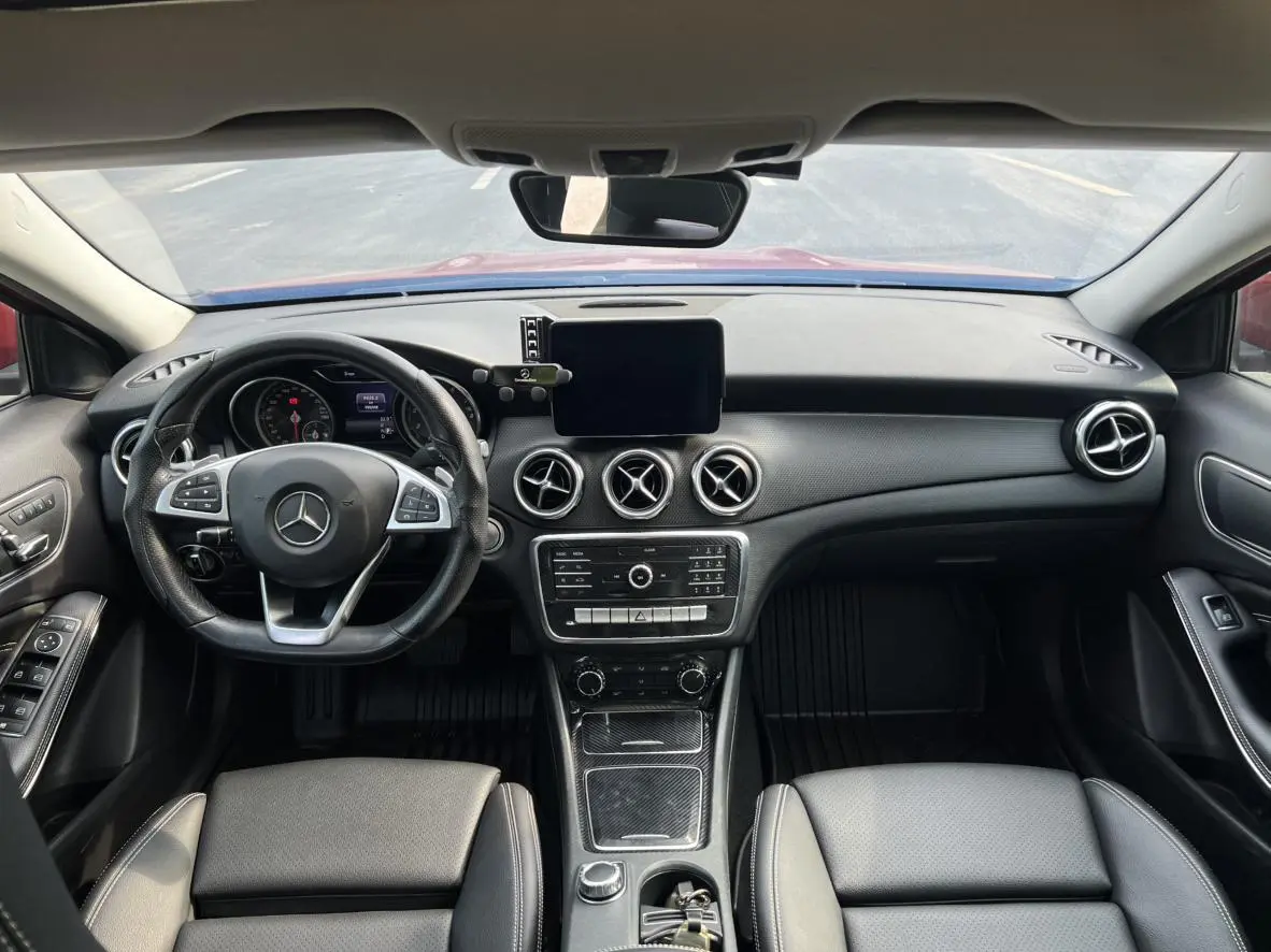 Mercedes-Benz GLA 2019 GLA 200 Dynamic