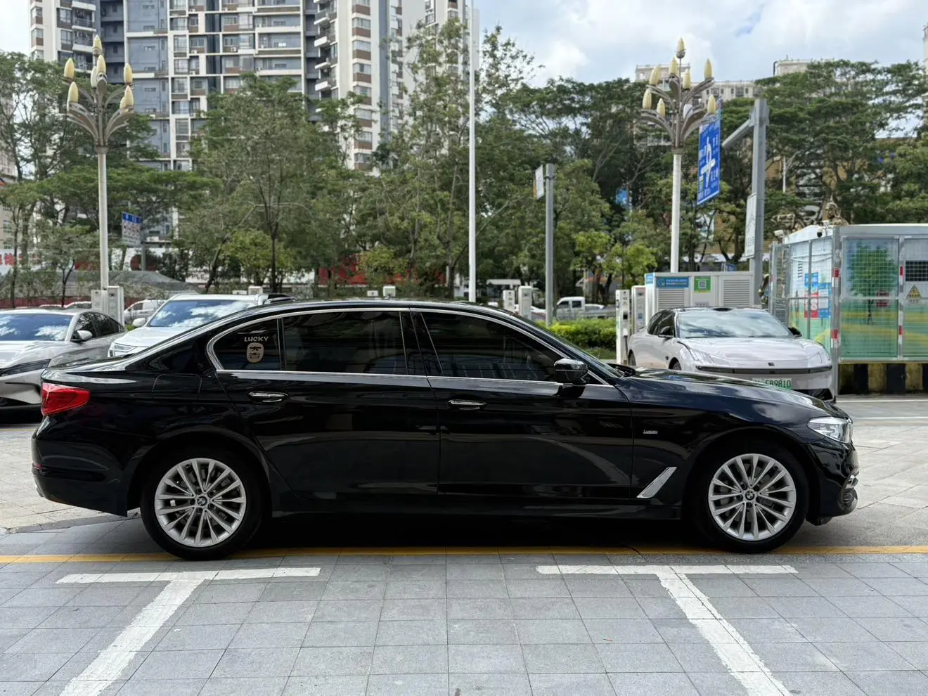 BMW 5 Series 2018 Facelift 530Li Leading Luxury Package