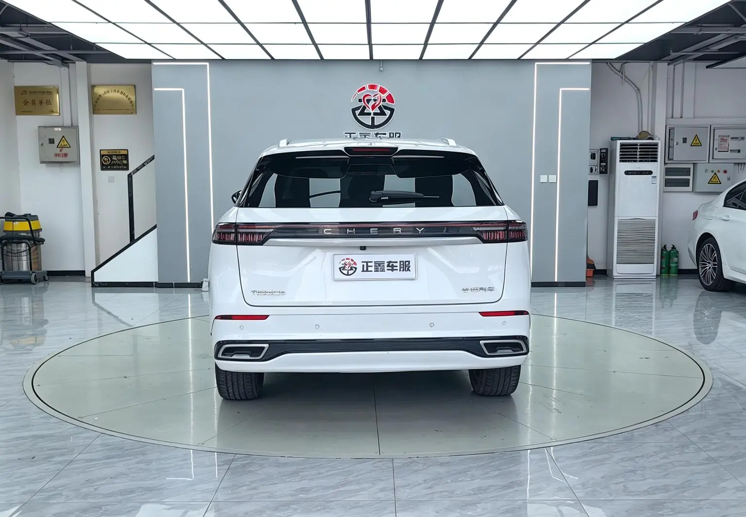 Chery Tiggo 9 2023 Facelift 2.0T AT 2WD Luxury