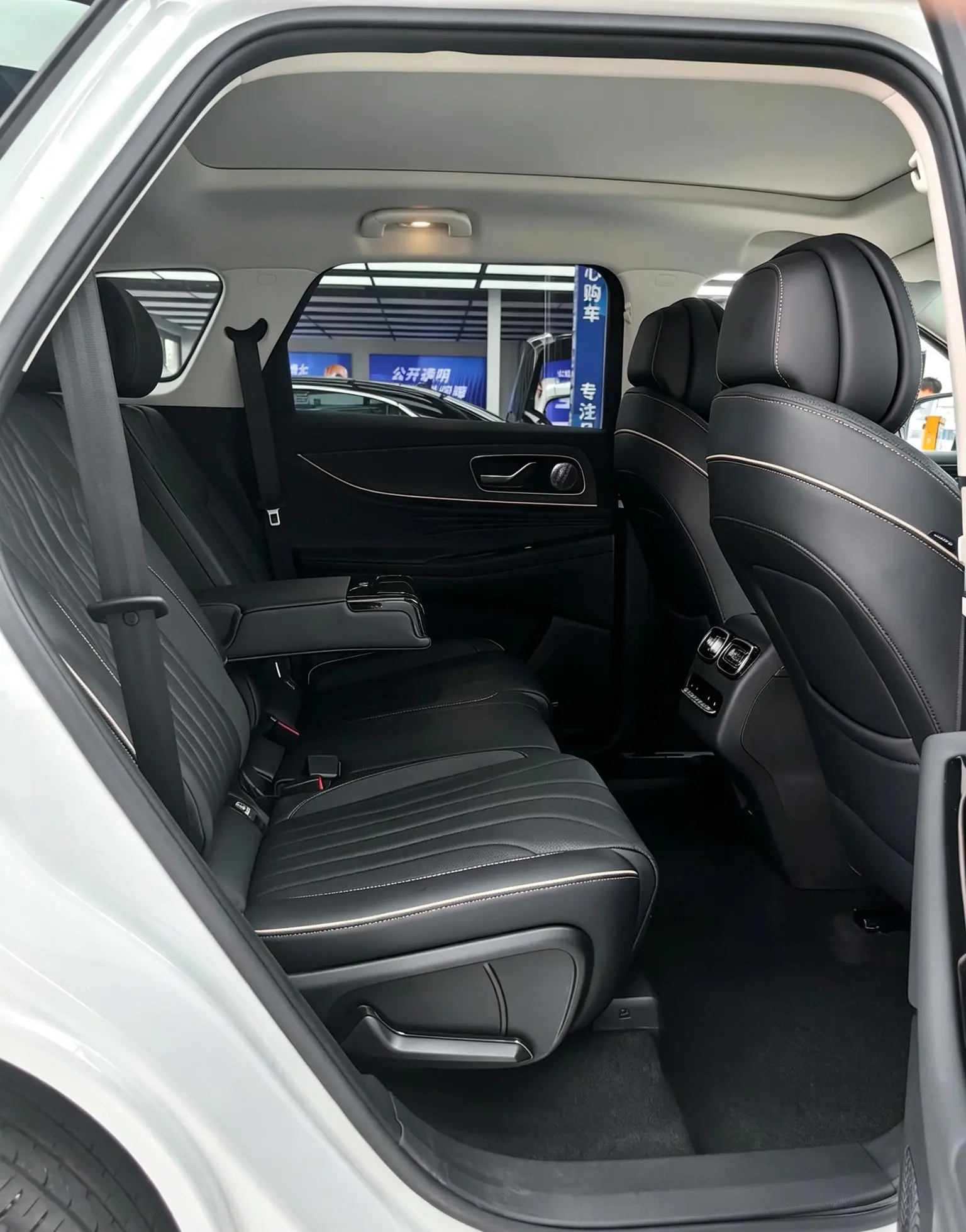 Chery Tiggo 9 2023 Facelift 2.0T AT 2WD Luxury