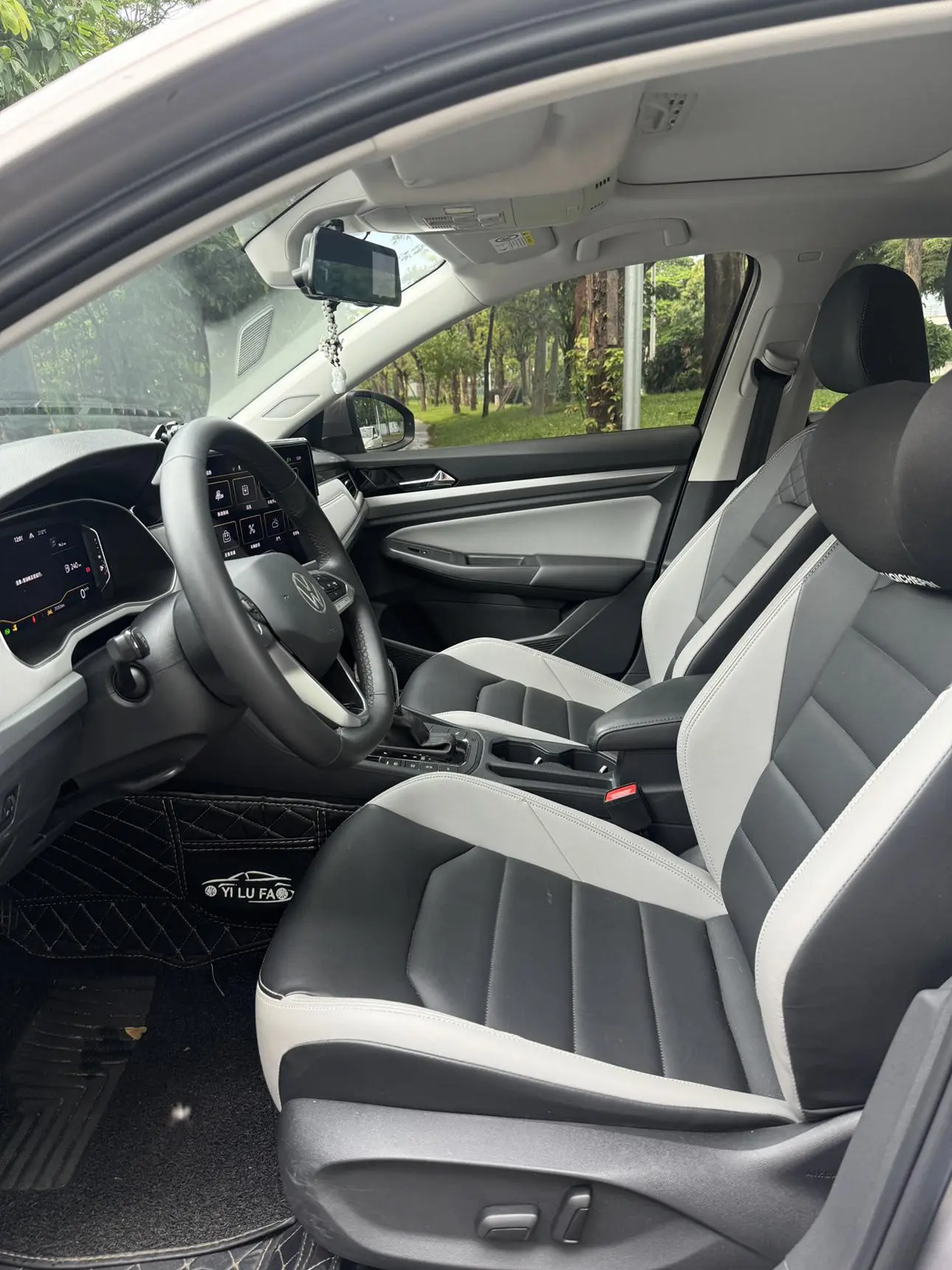 Volkswagen Bora 2024 300TSI DSG Premium