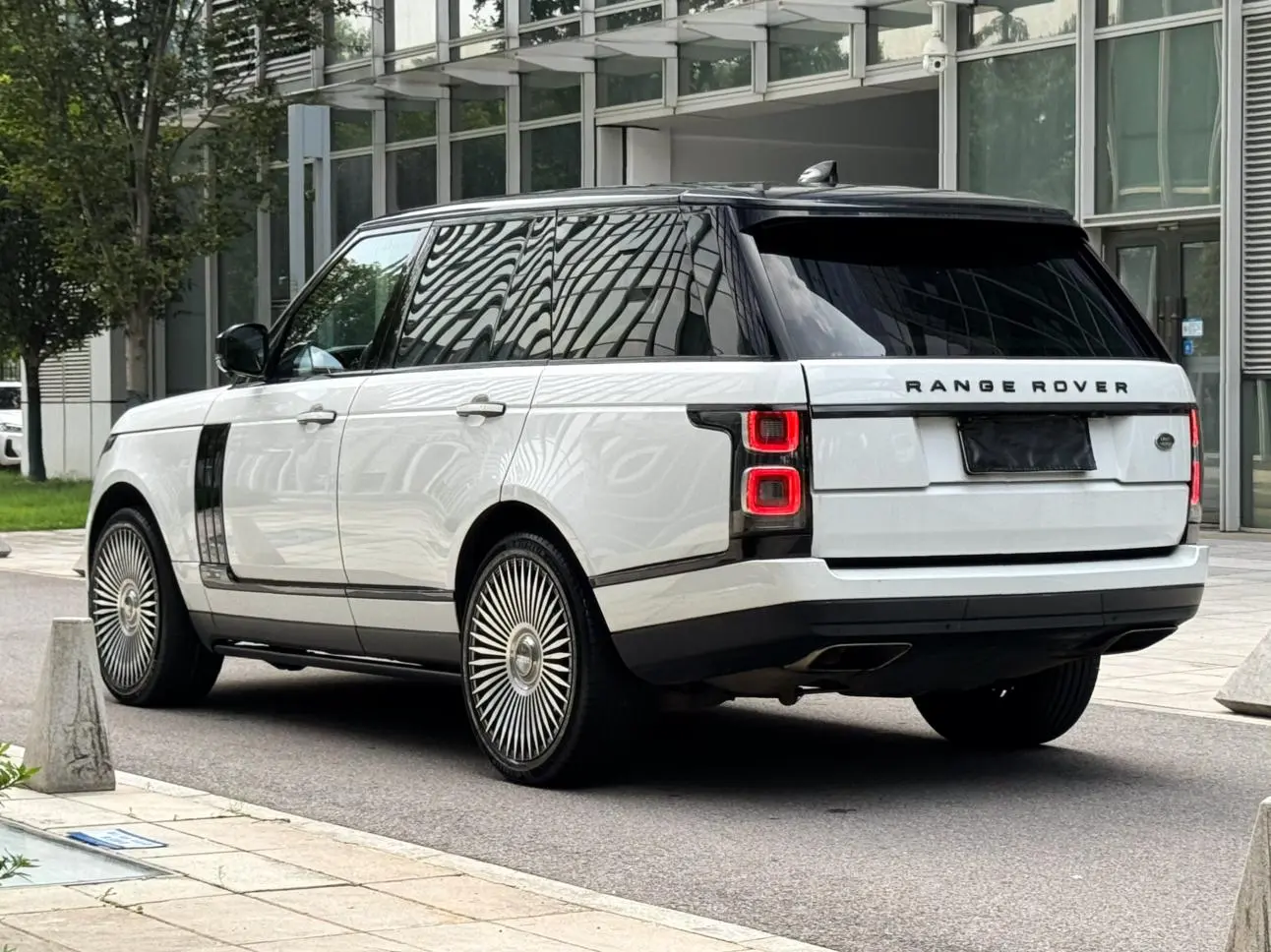 Land Rover Range Rover 2019 3.0 V6 SC