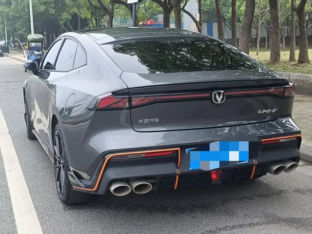 Changan UNI-V 2022 1.5T Sport