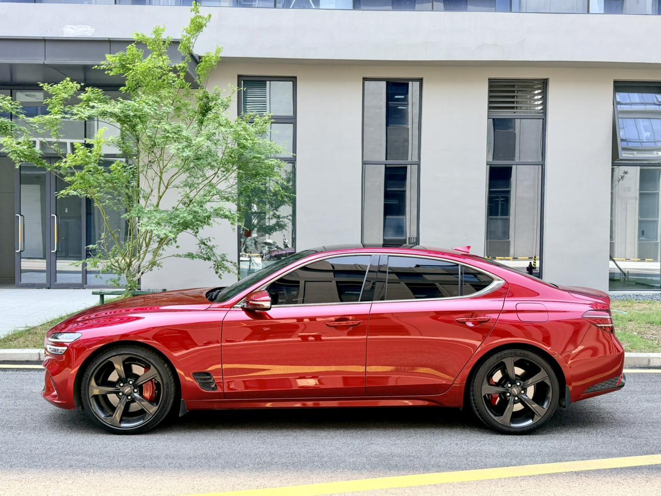 G70 2023 2.0T RWD Luxury