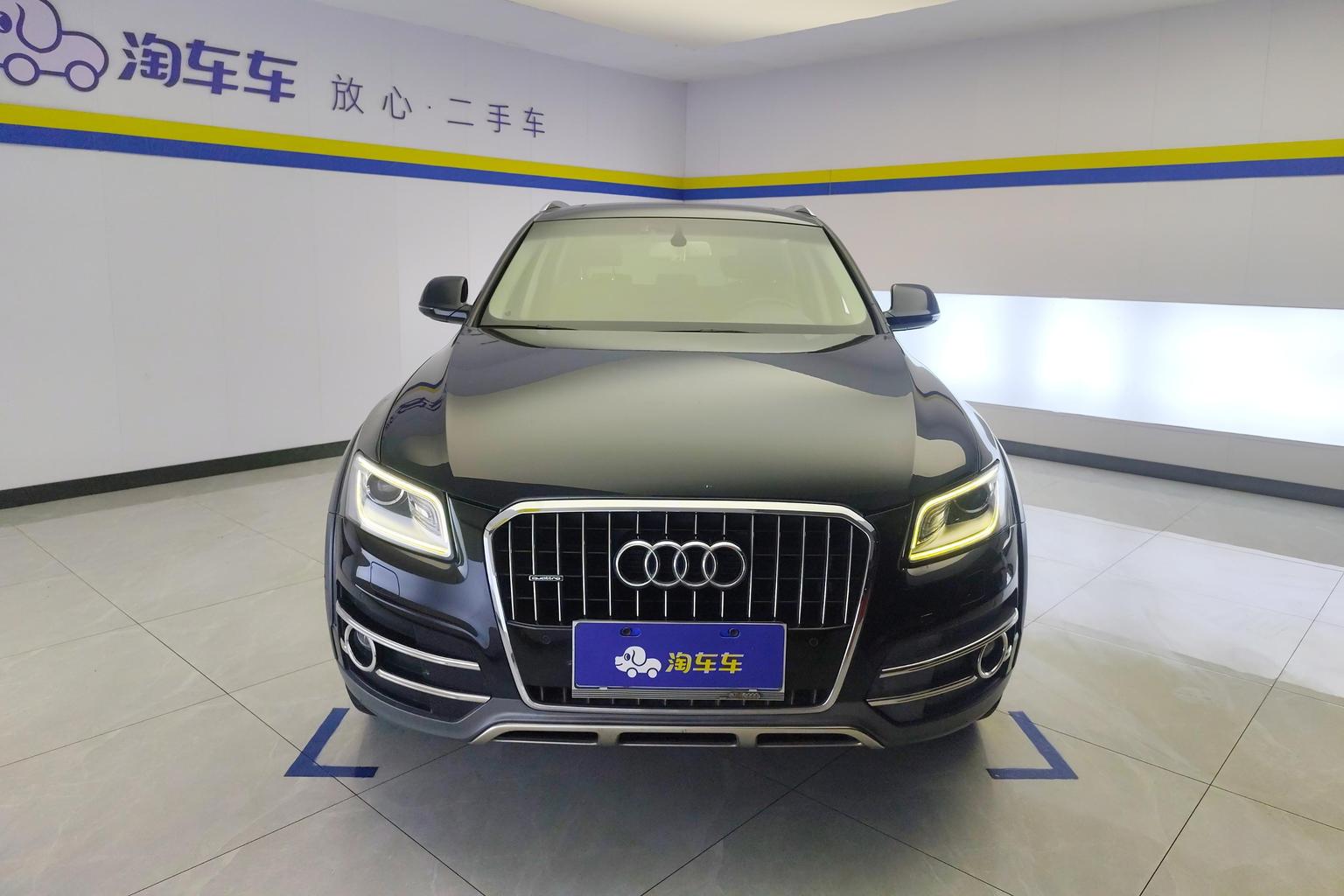 Audi Q5 2018 Heritage 40 TFSI Tech
