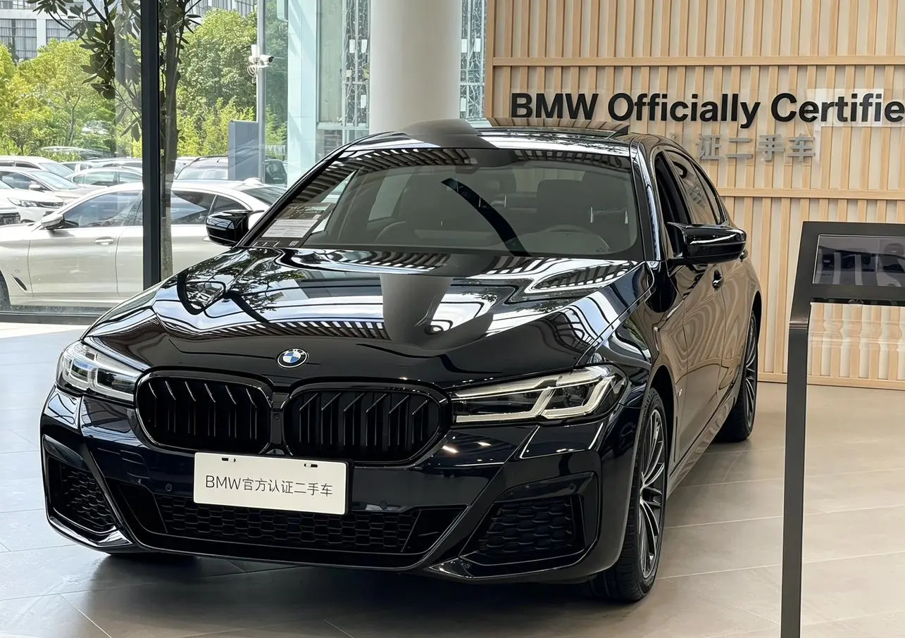 BMW 5 Series 2022 Facelift 530Li Leading M Sport Package