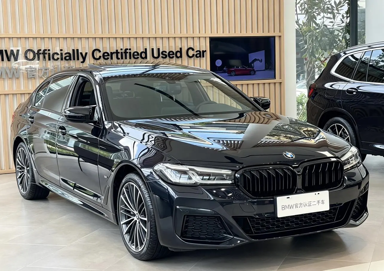 BMW 5 Series 2022 Facelift 530Li Leading M Sport Package