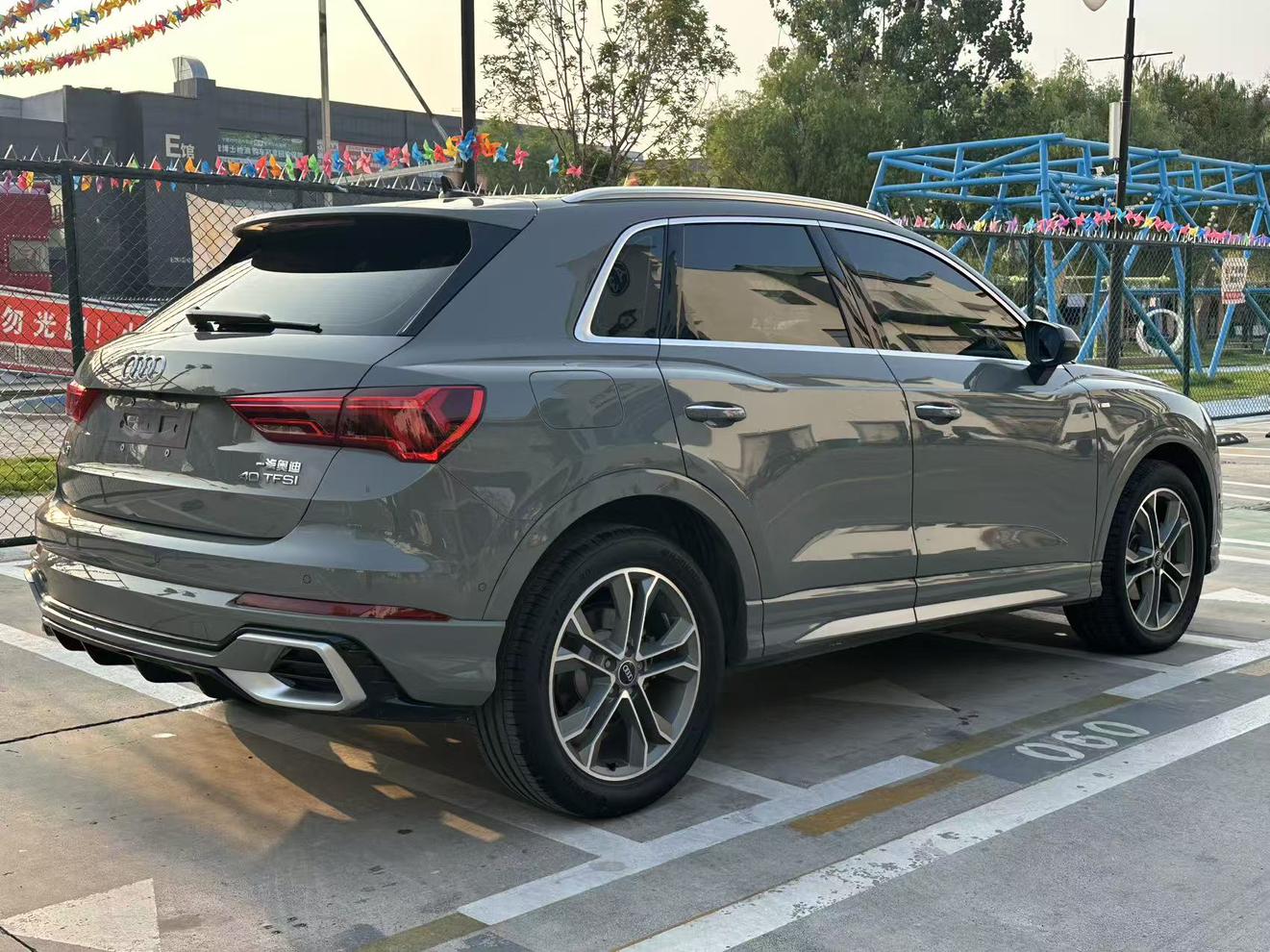 Audi Q3 2024 40 TFSI Dynamic Fashion