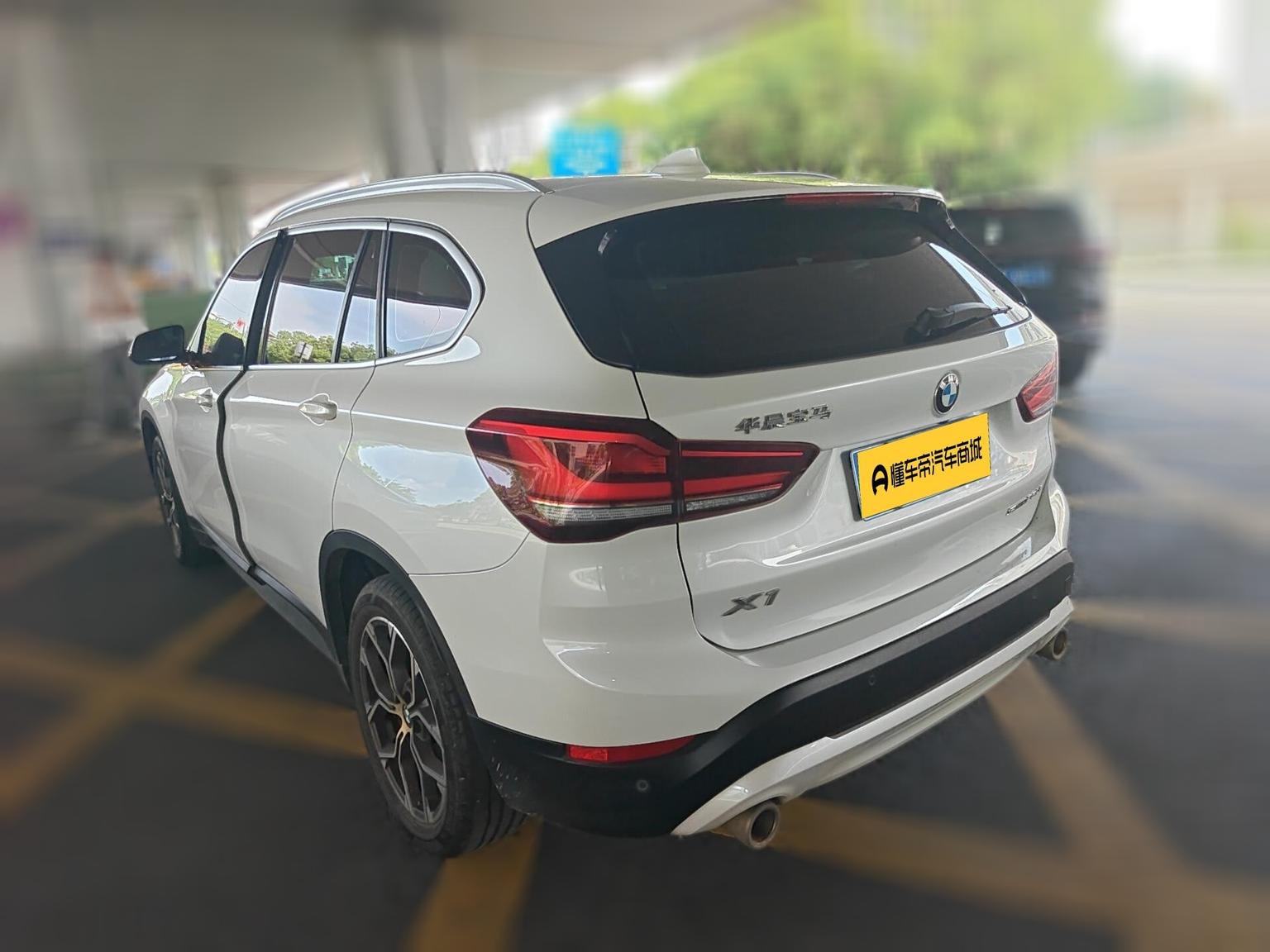 BMW X1 2021 sDrive25Li Leading