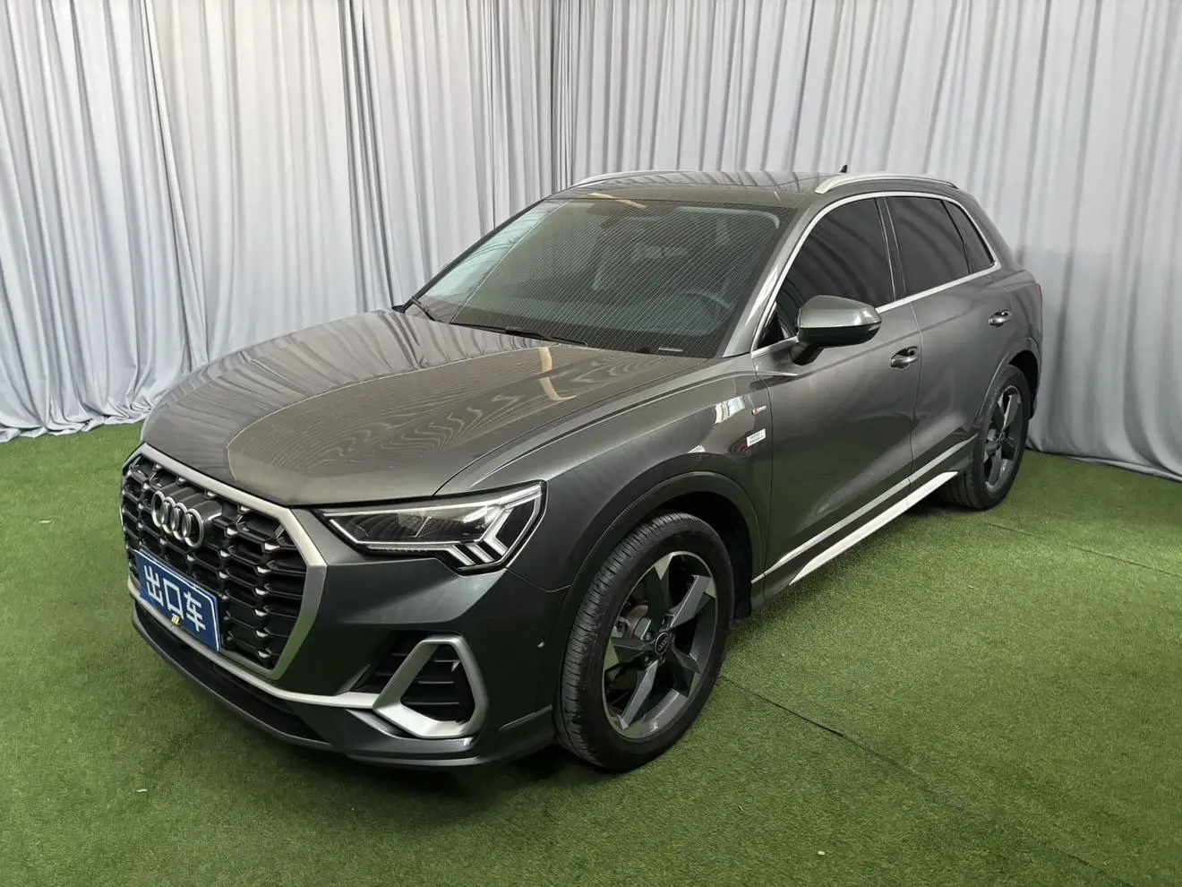 Audi Q3 2022 35 TFSI Dynamic Fashion