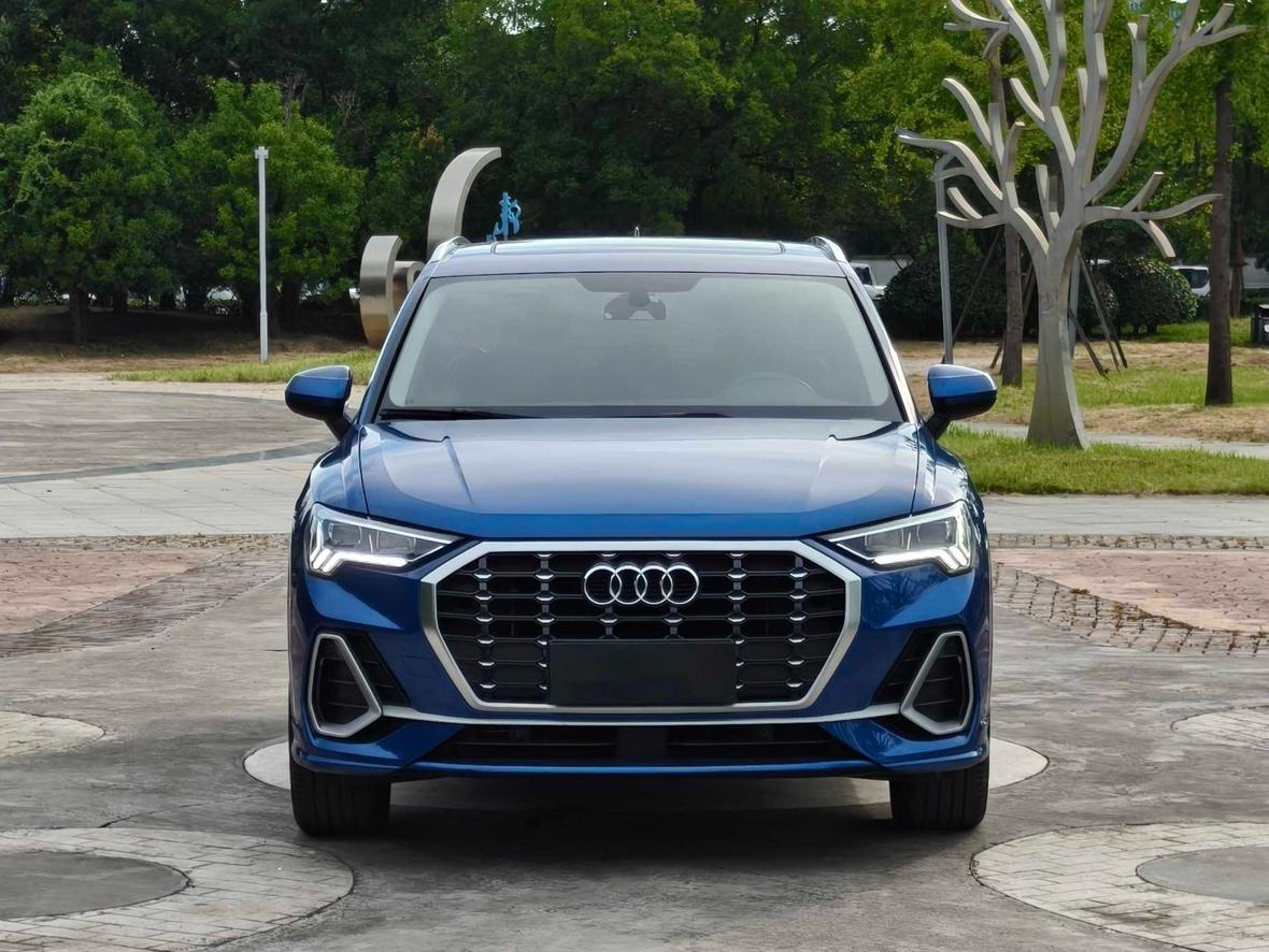 Audi Q3 2020 35 TFSI Dynamic Fashion