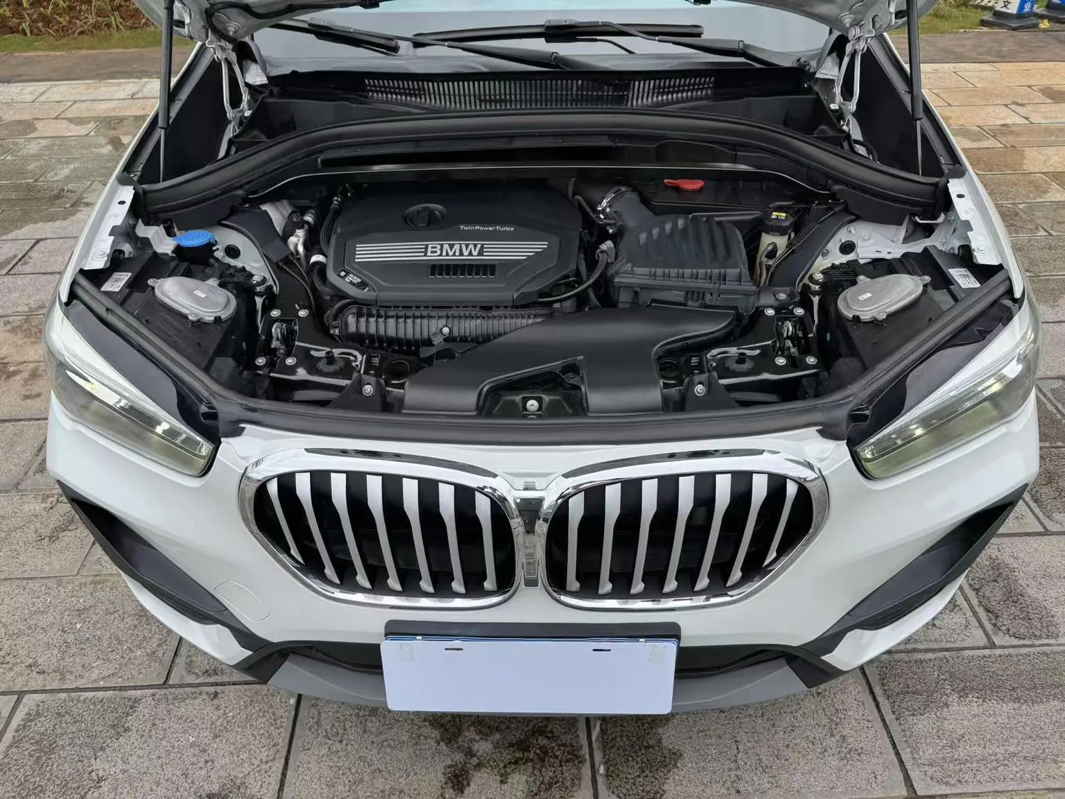 BMW X1 2020 sDrive25Li Leading