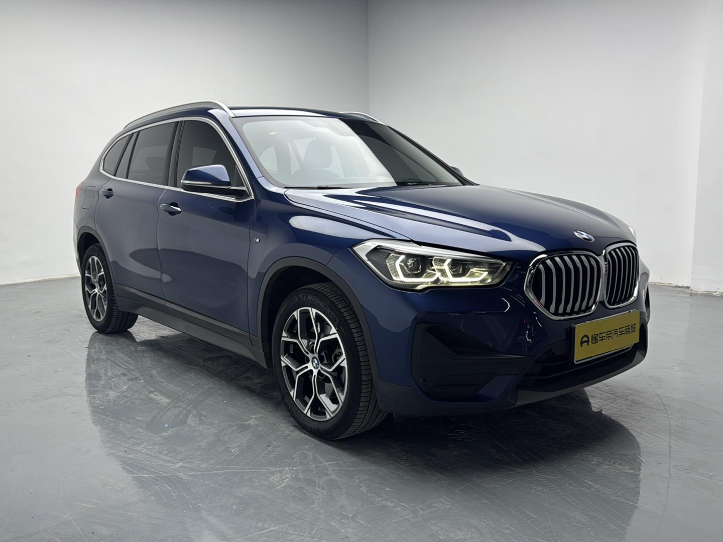 BMW X1 2022 sDrive25Li Leading
