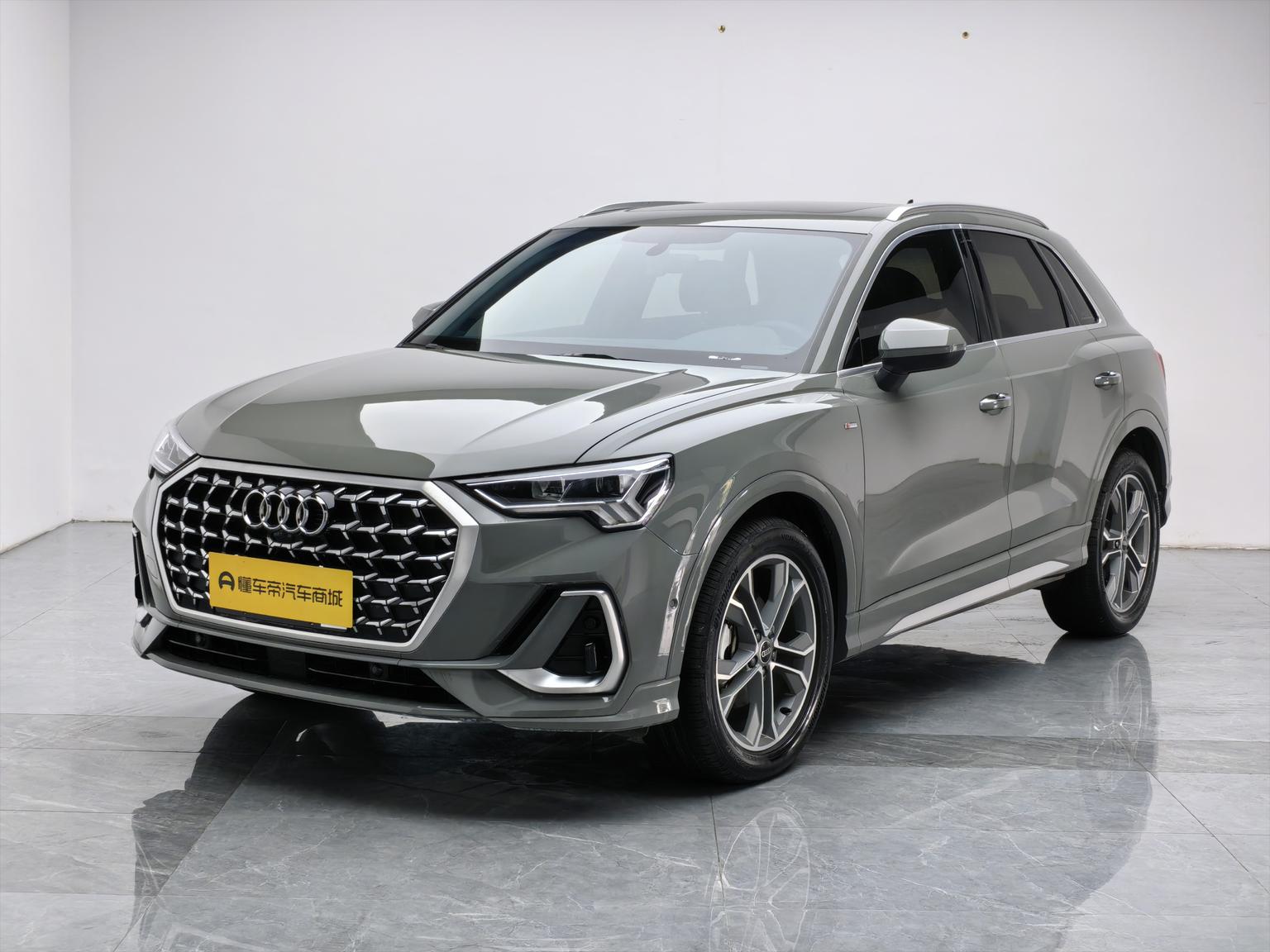 Audi Q3 2024 40 TFSI Dynamic Fashion