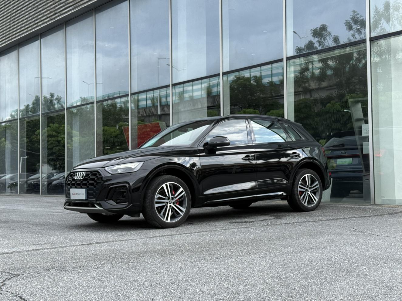 Audi Q5L 2024 45TFSI Dynamic Luxury