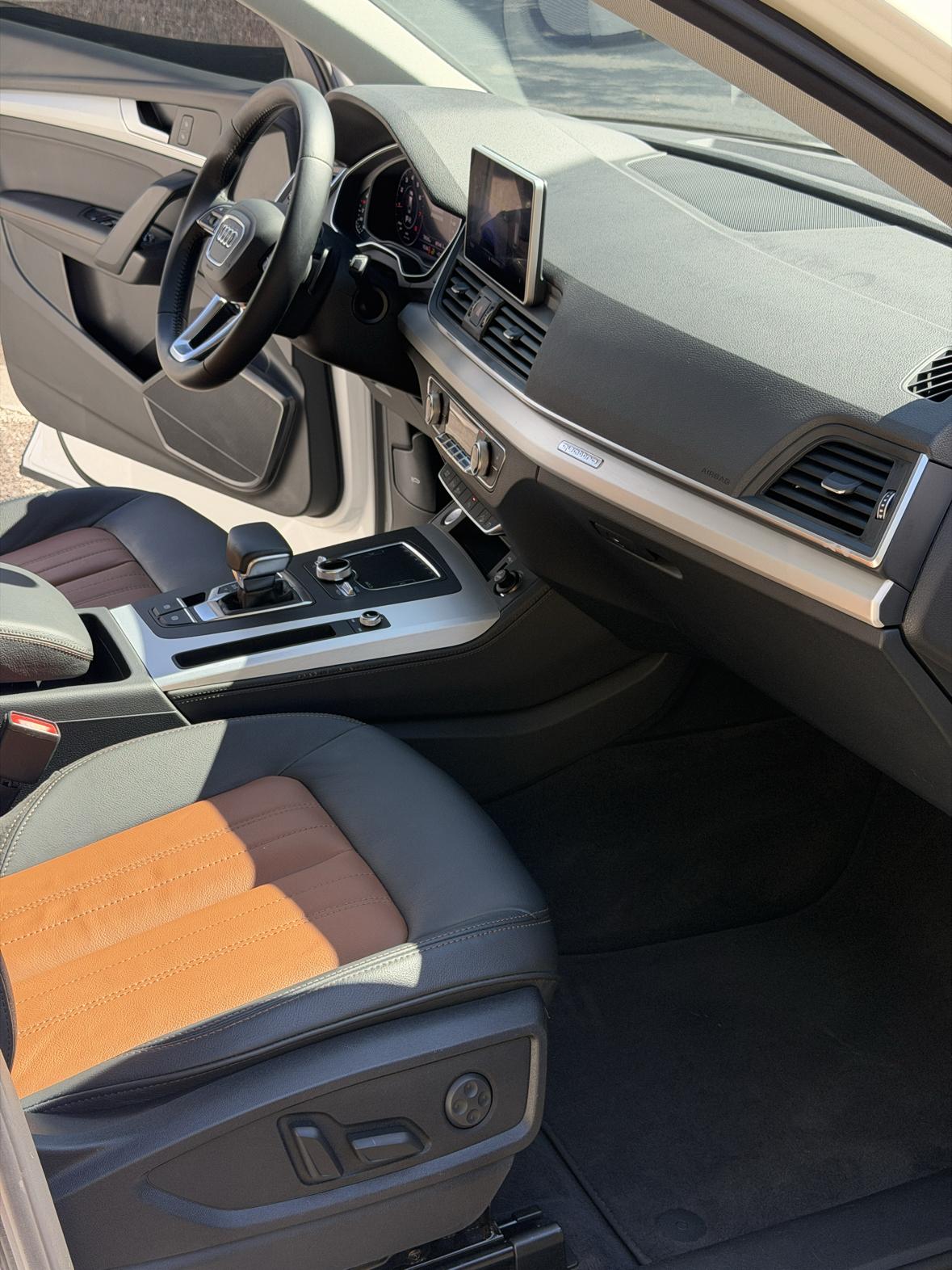 Audi Q5L 2020 40 TFSI Fashion