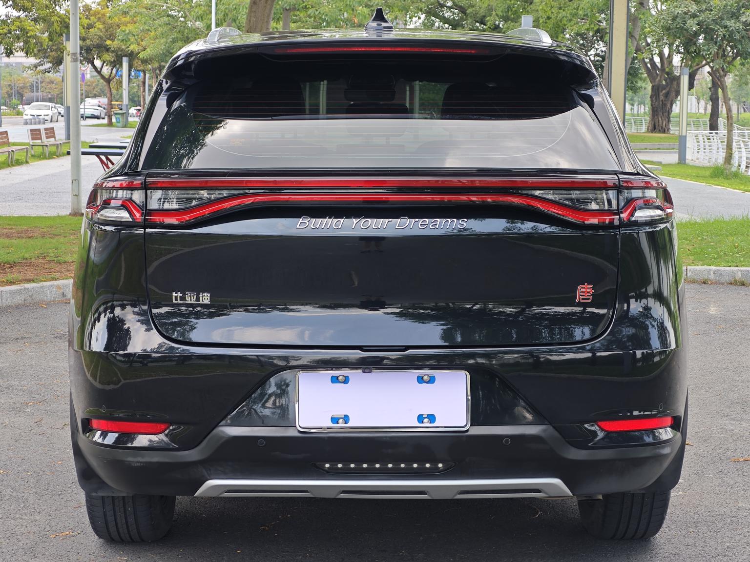 BYD Tang 2019 2.0T Auto Smart Connected Premium 5 seat China VI