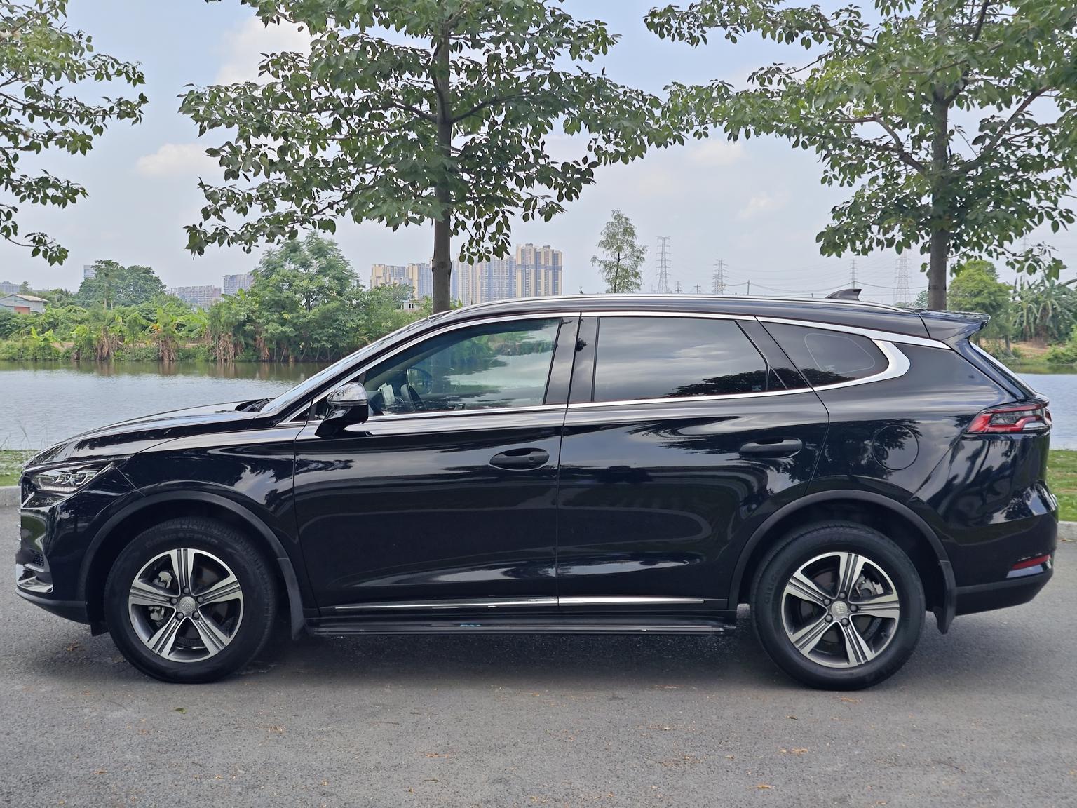 BYD Tang 2019 2.0T Auto Smart Connected Premium 5 seat China VI
