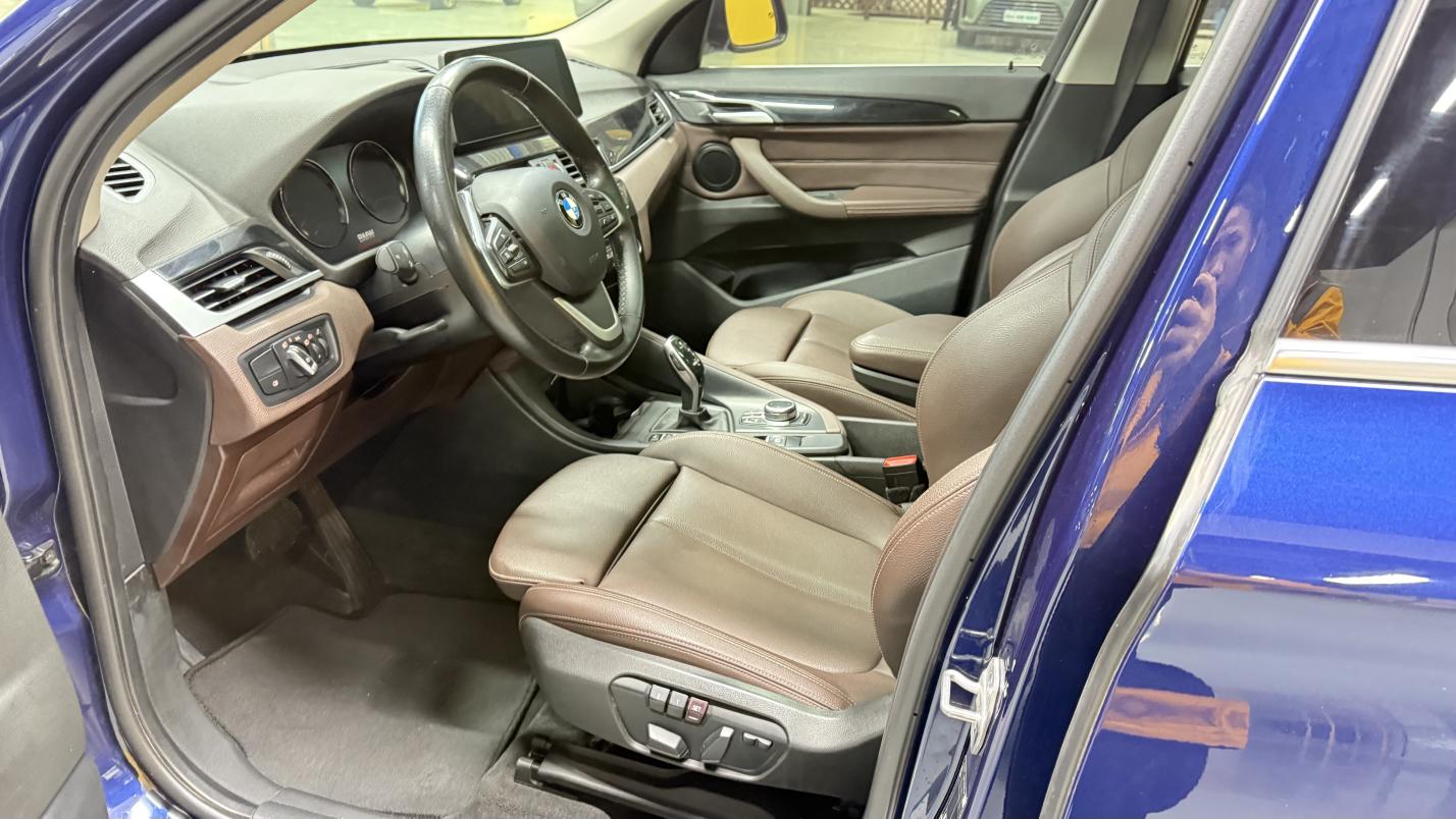 BMW X1 2020 sDrive25Li Leading