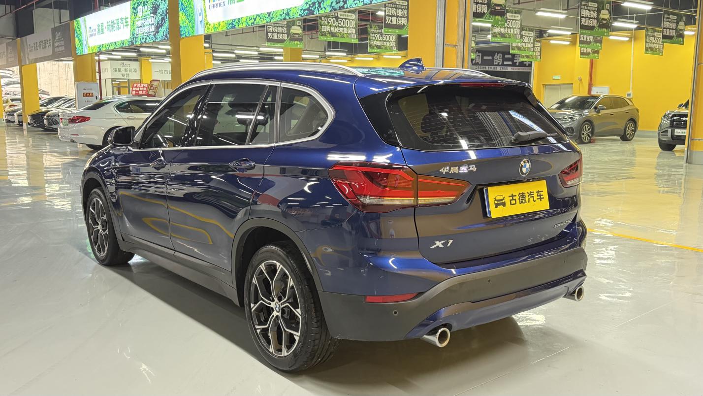 BMW X1 2020 sDrive25Li Leading