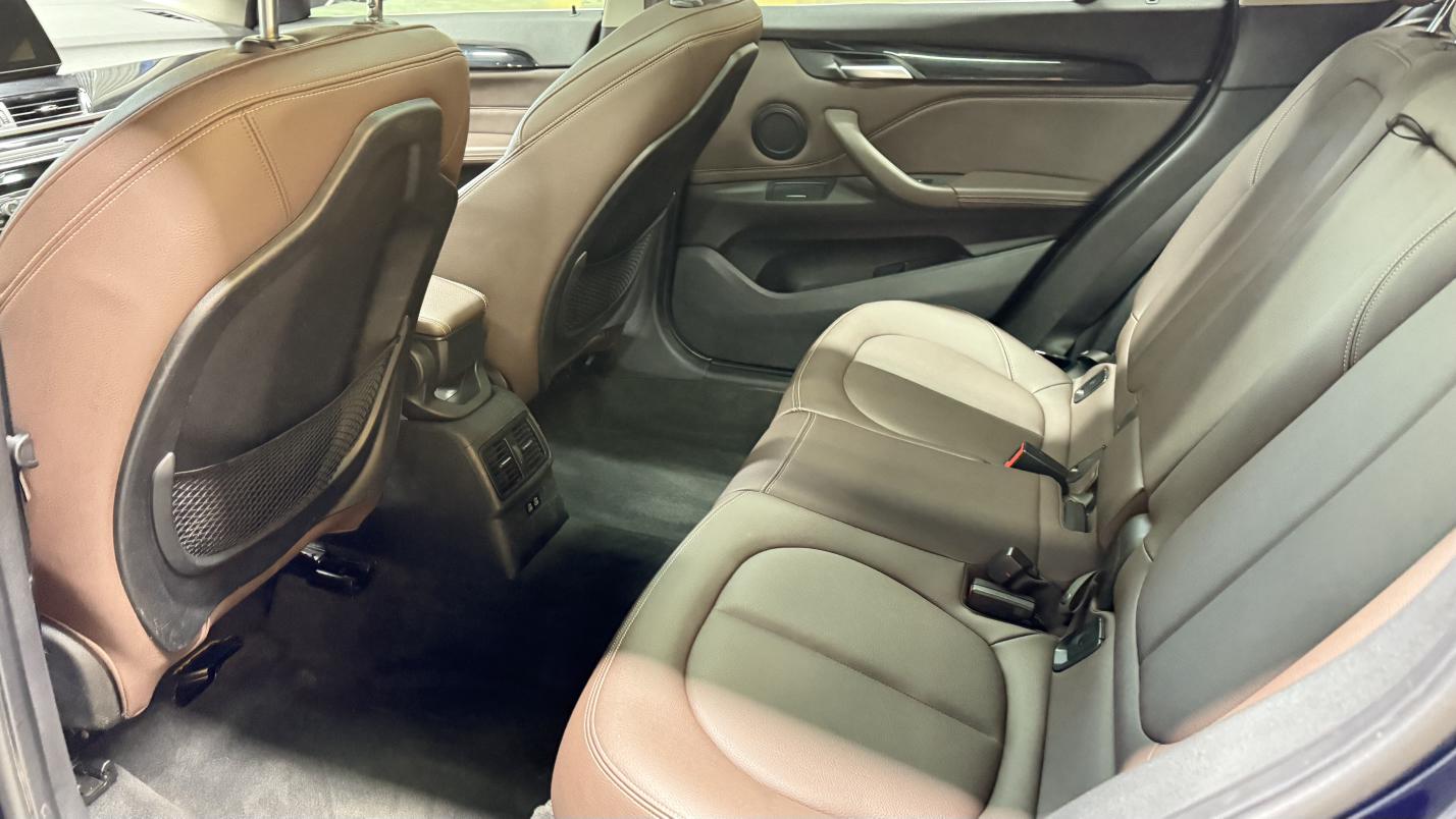 BMW X1 2020 sDrive25Li Leading