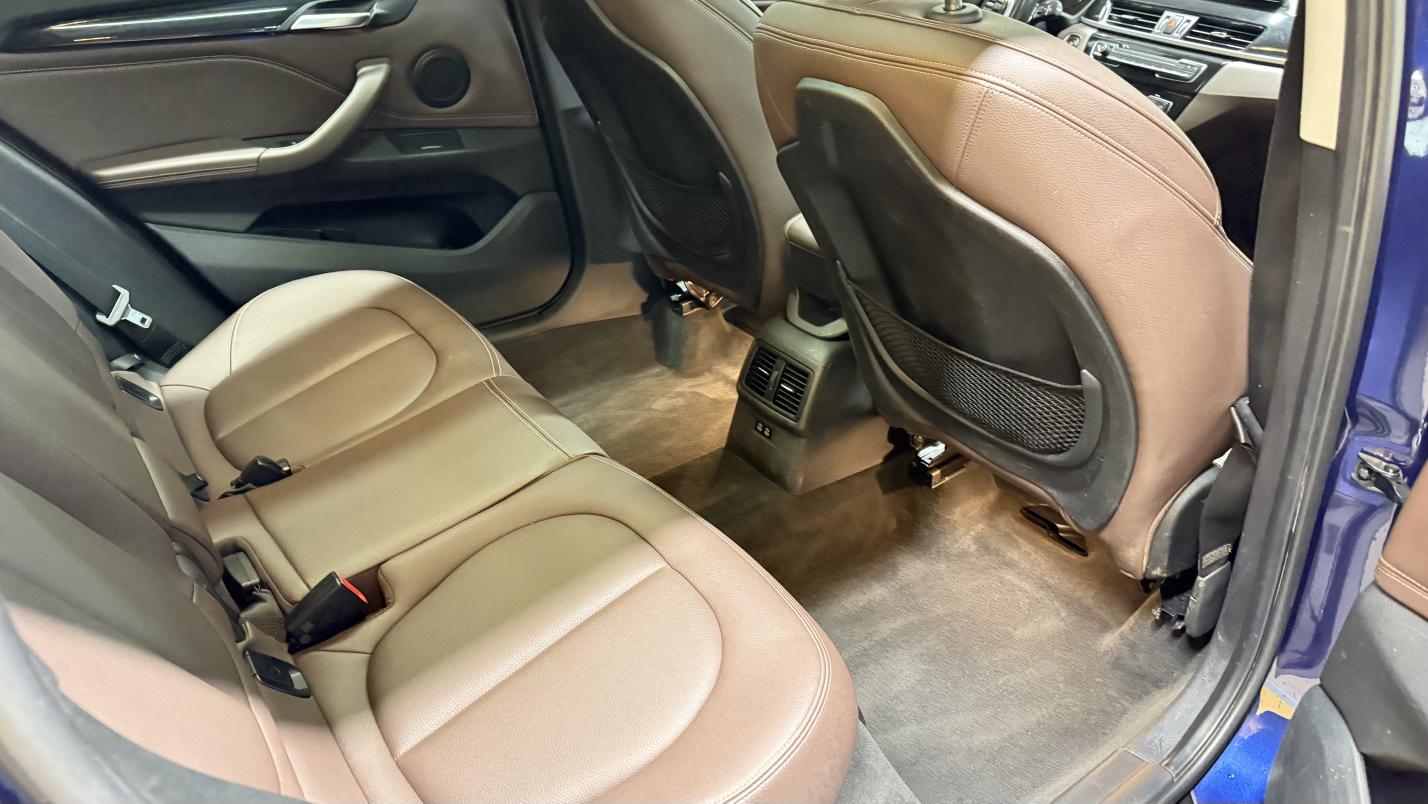 BMW X1 2020 sDrive25Li Leading